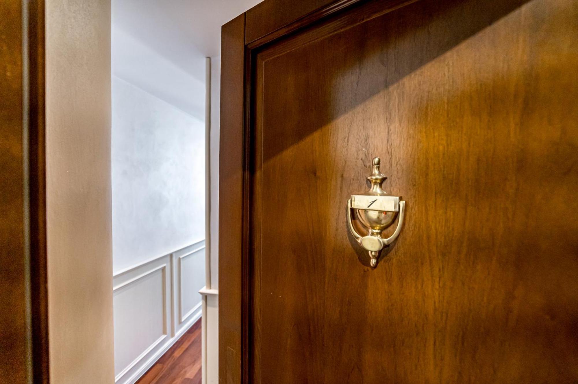 Downtown Luxury - Termini Train Station Bed & Breakfast *