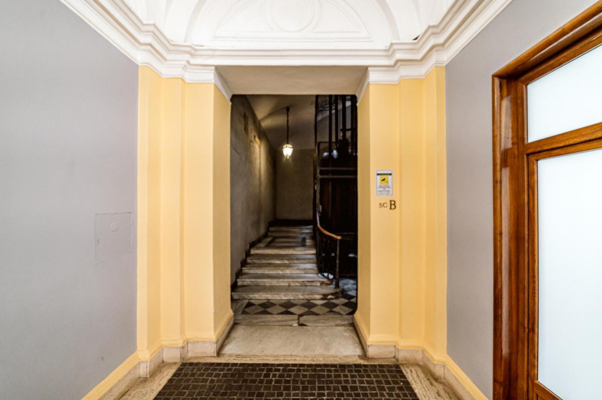 Downtown Luxury - Termini Train Station Bed & Breakfast