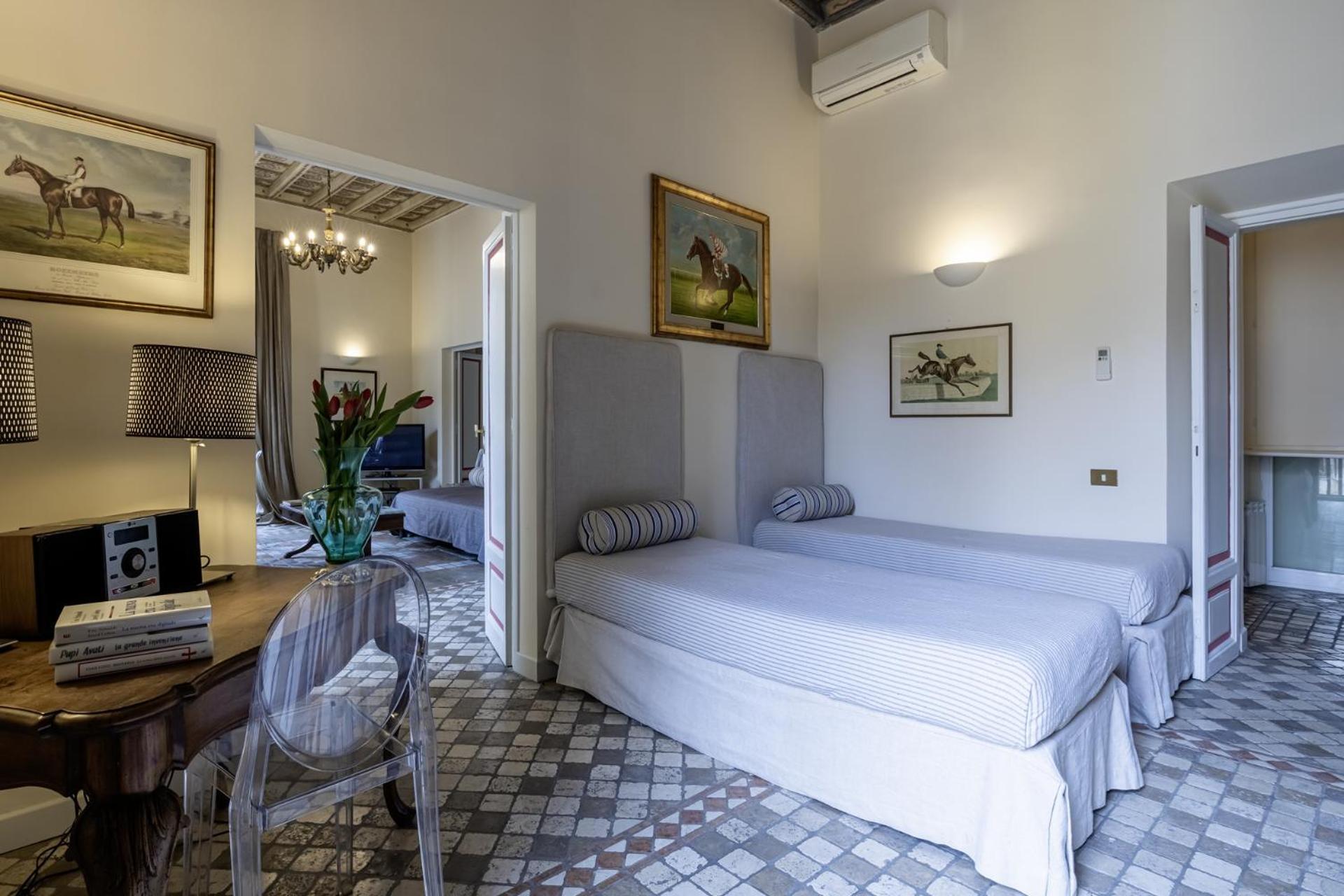 Apartment Piazza Della Maddalena View Rome