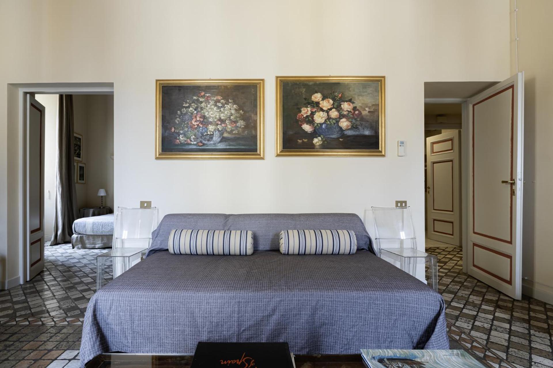 Piazza Della Maddalena View Apartment Rome