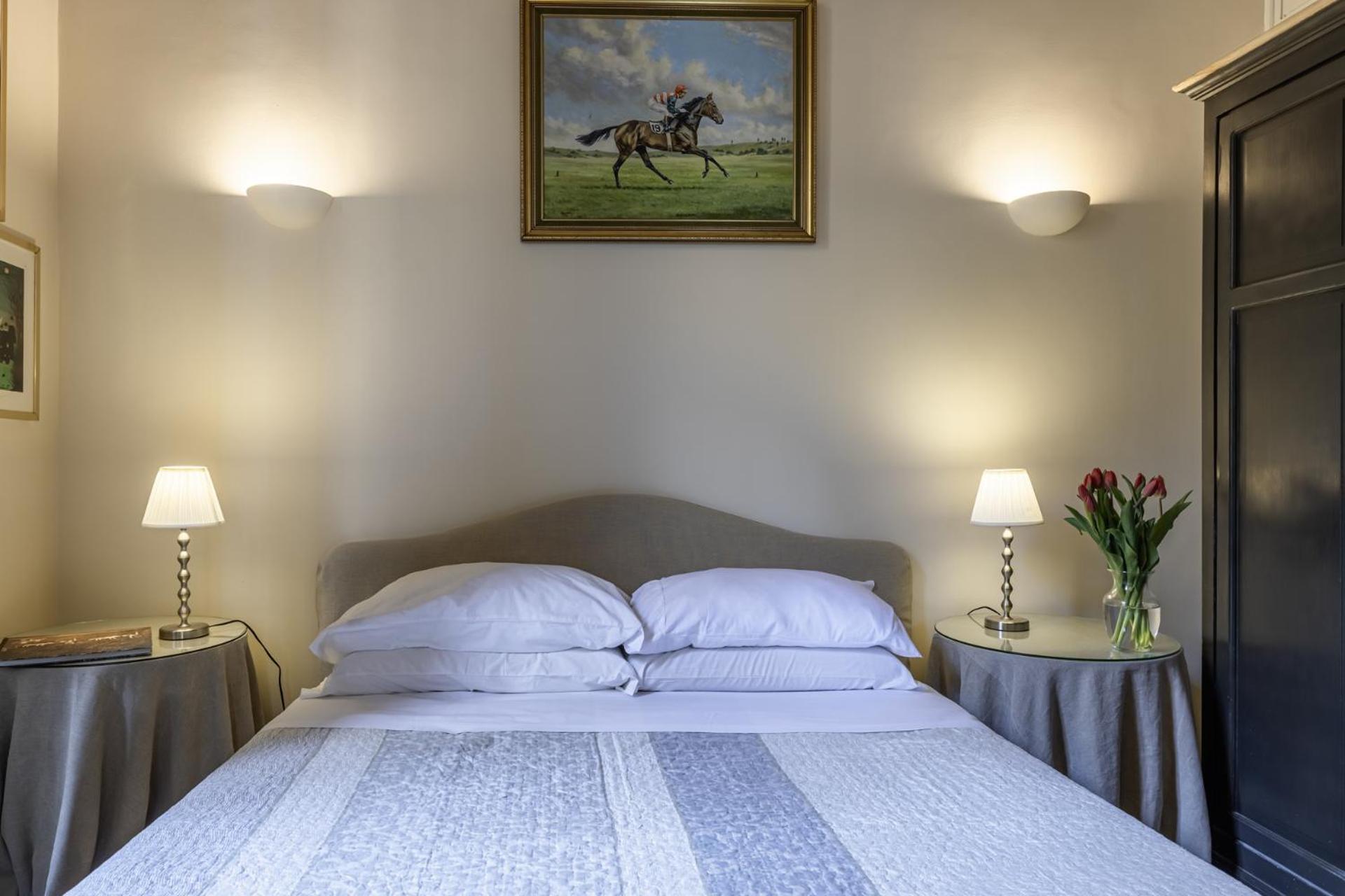 Apartment Piazza Della Maddalena View