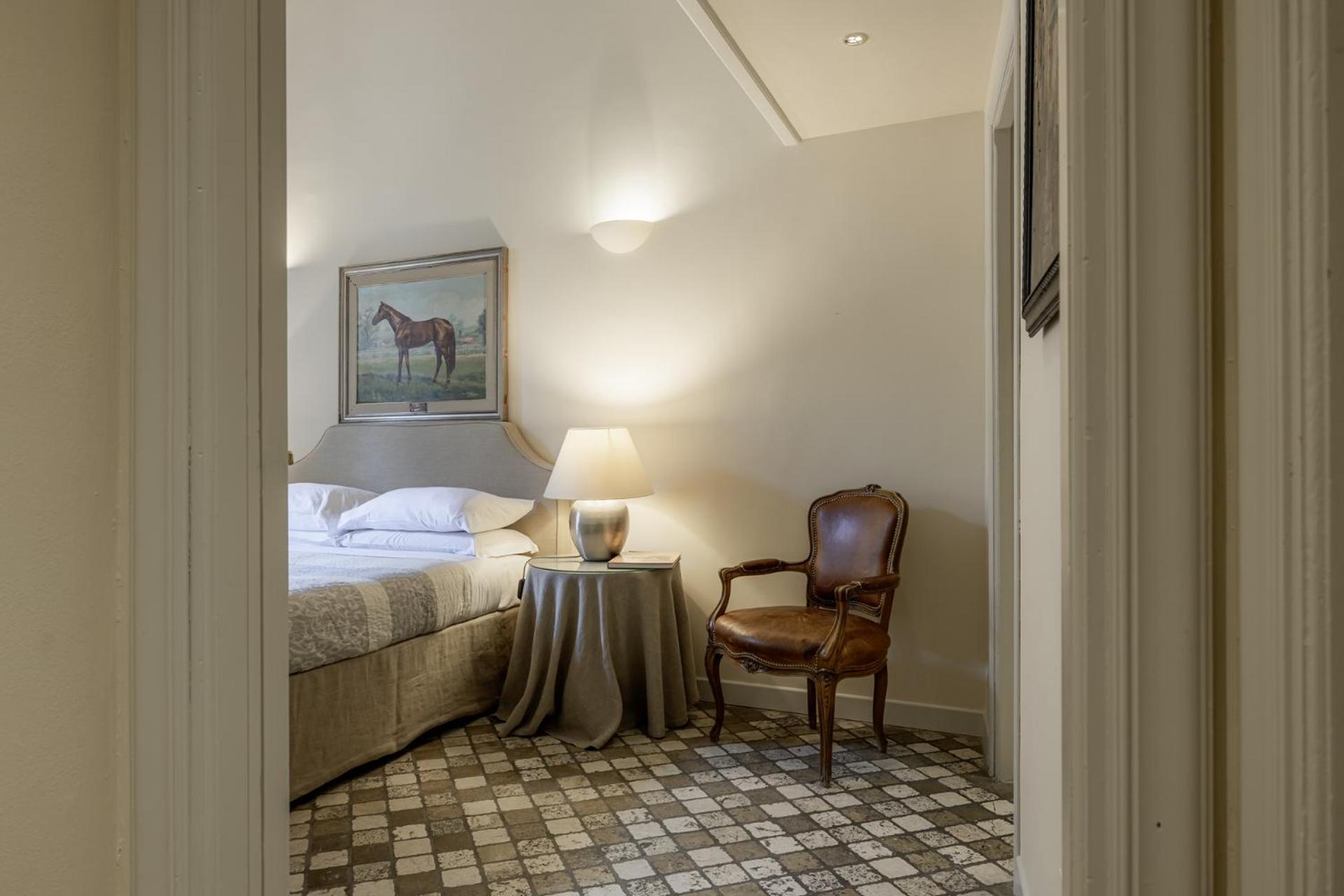 Apartment Piazza Della Maddalena View