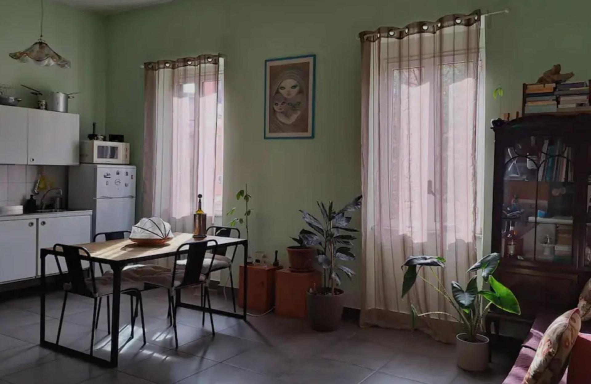 Homestay Your Basic But Bonnie Corner