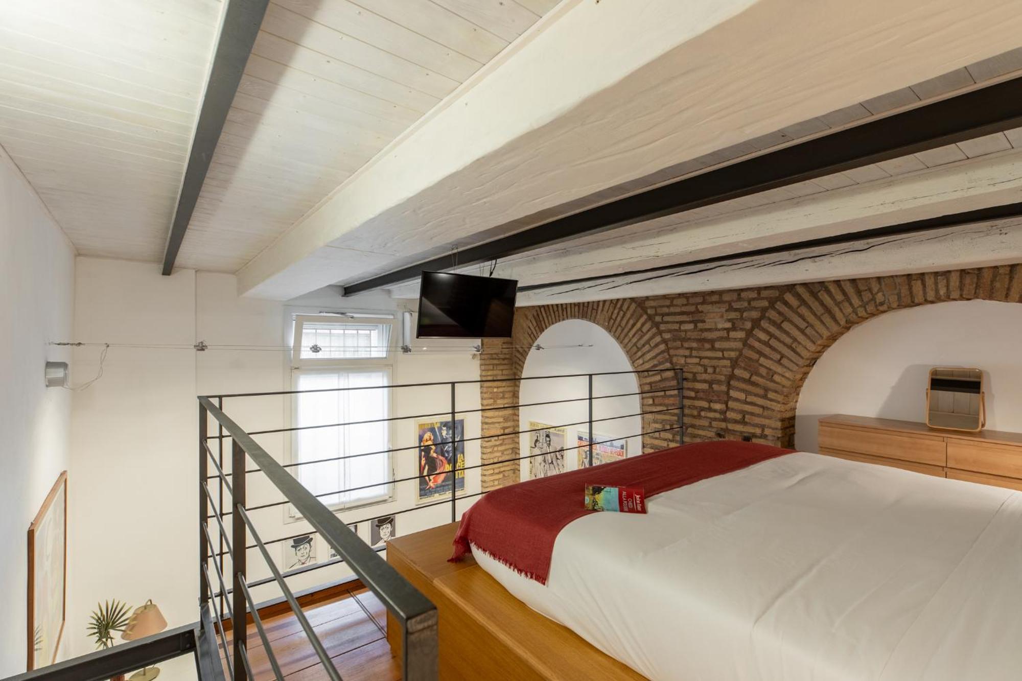 Iflat Cozy & Serene Loft Two Steps From Vatican Apartment *