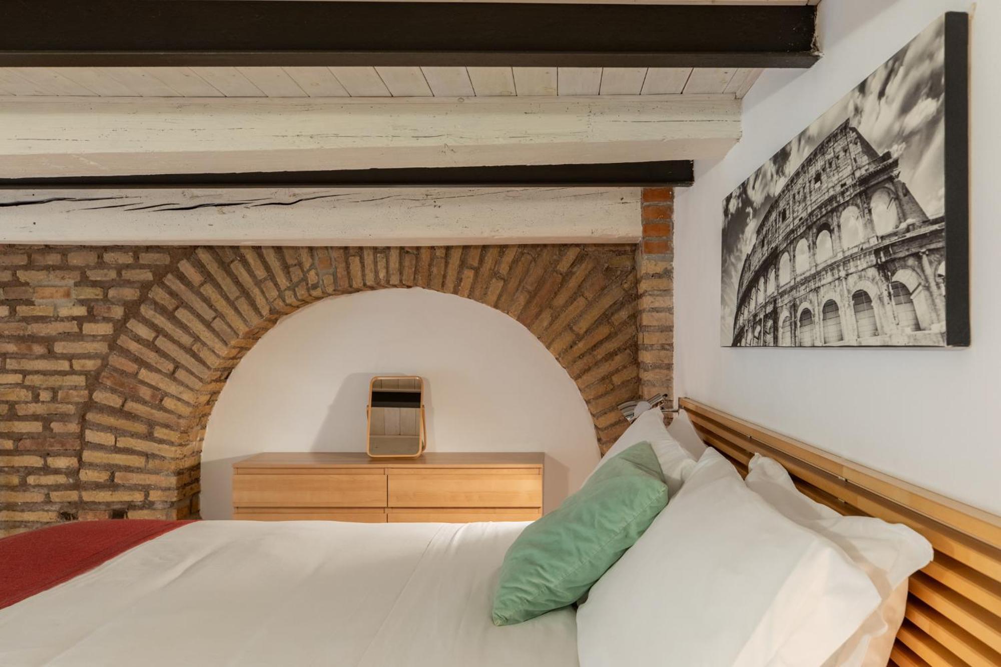 Iflat Cozy & Serene Loft Two Steps From Vatican Apartment