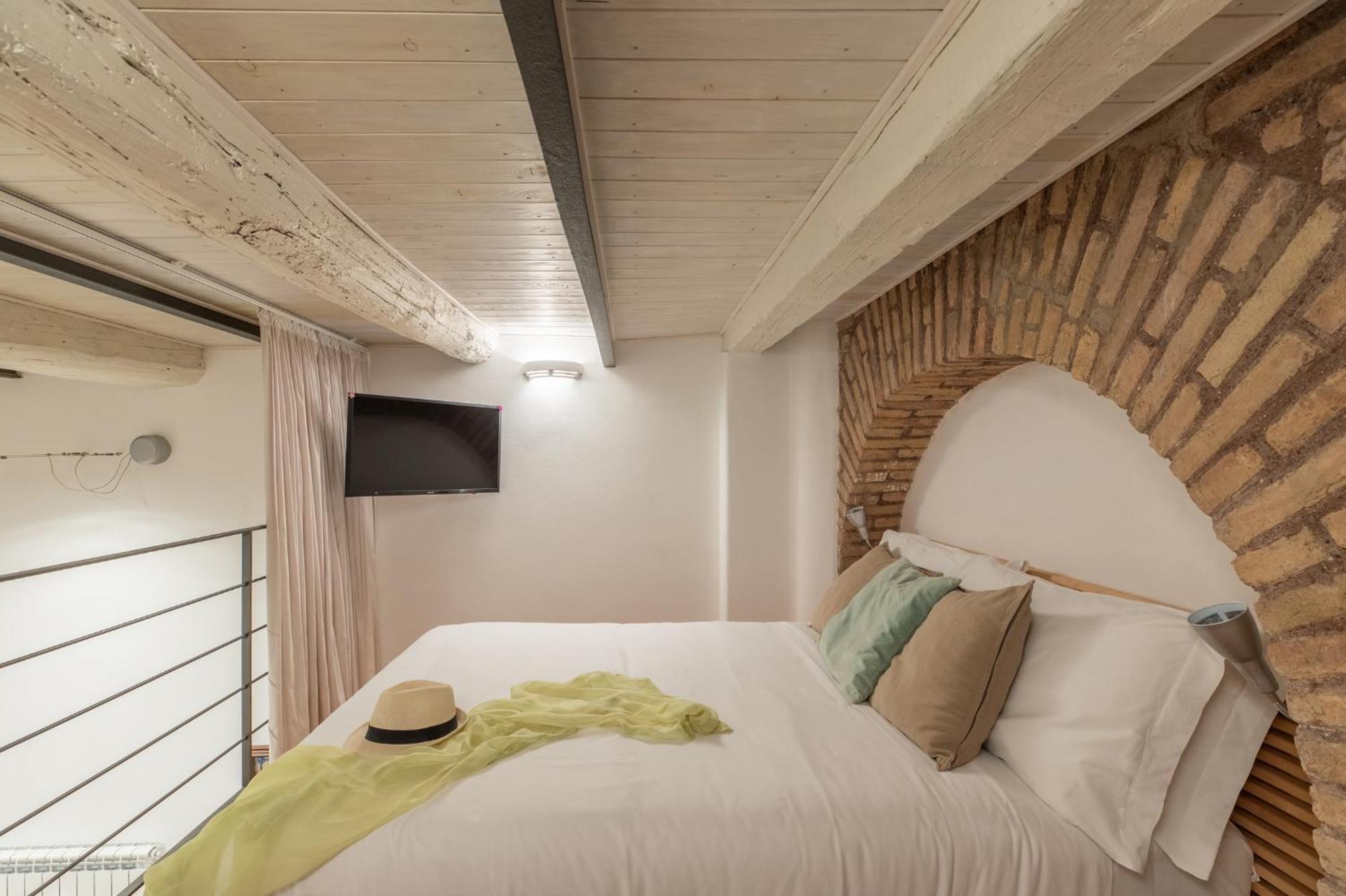 Iflat Cozy & Serene Loft Two Steps From Vatican * Rome