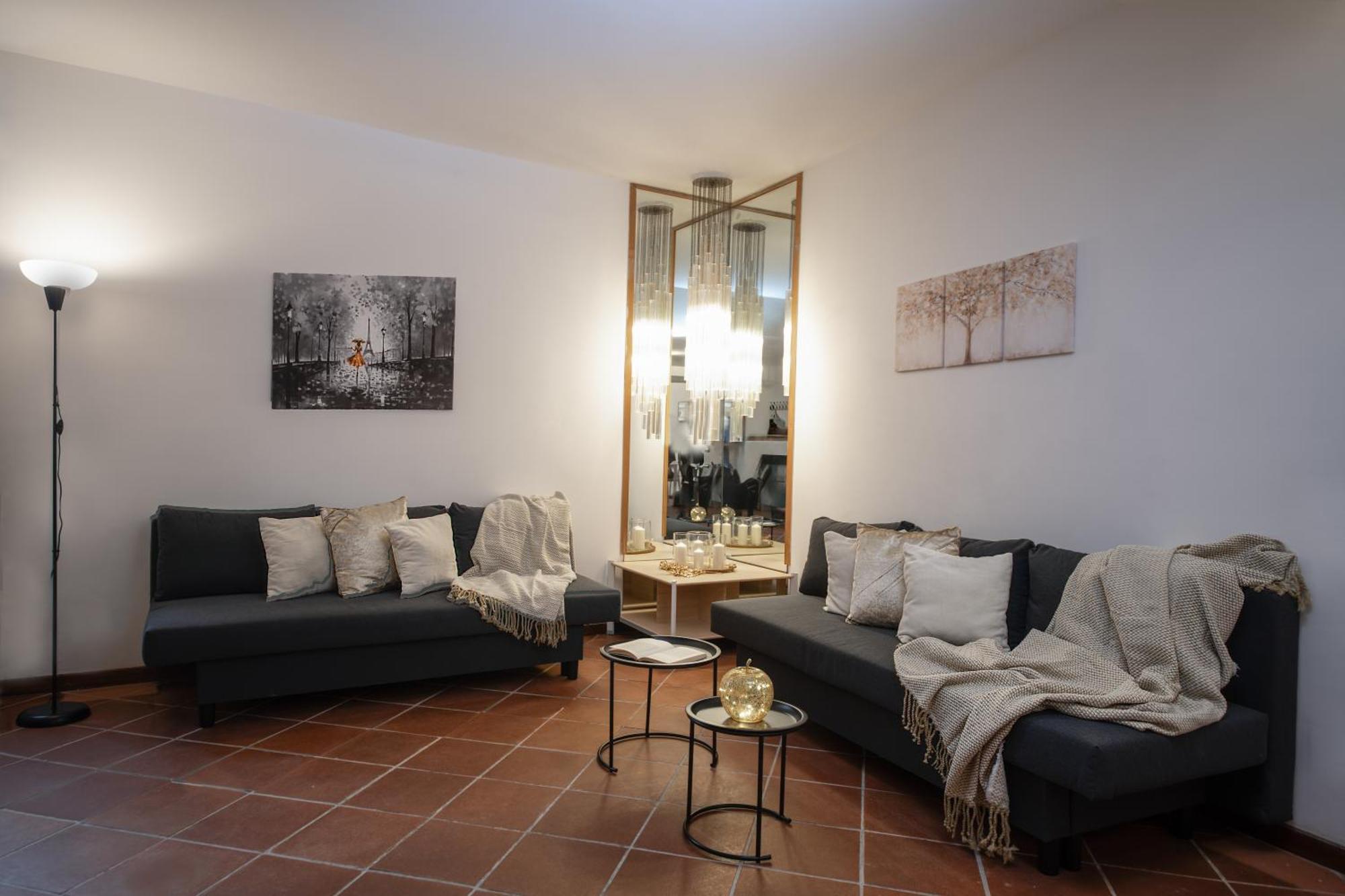 Romantica Bocca Della Verita Apartment