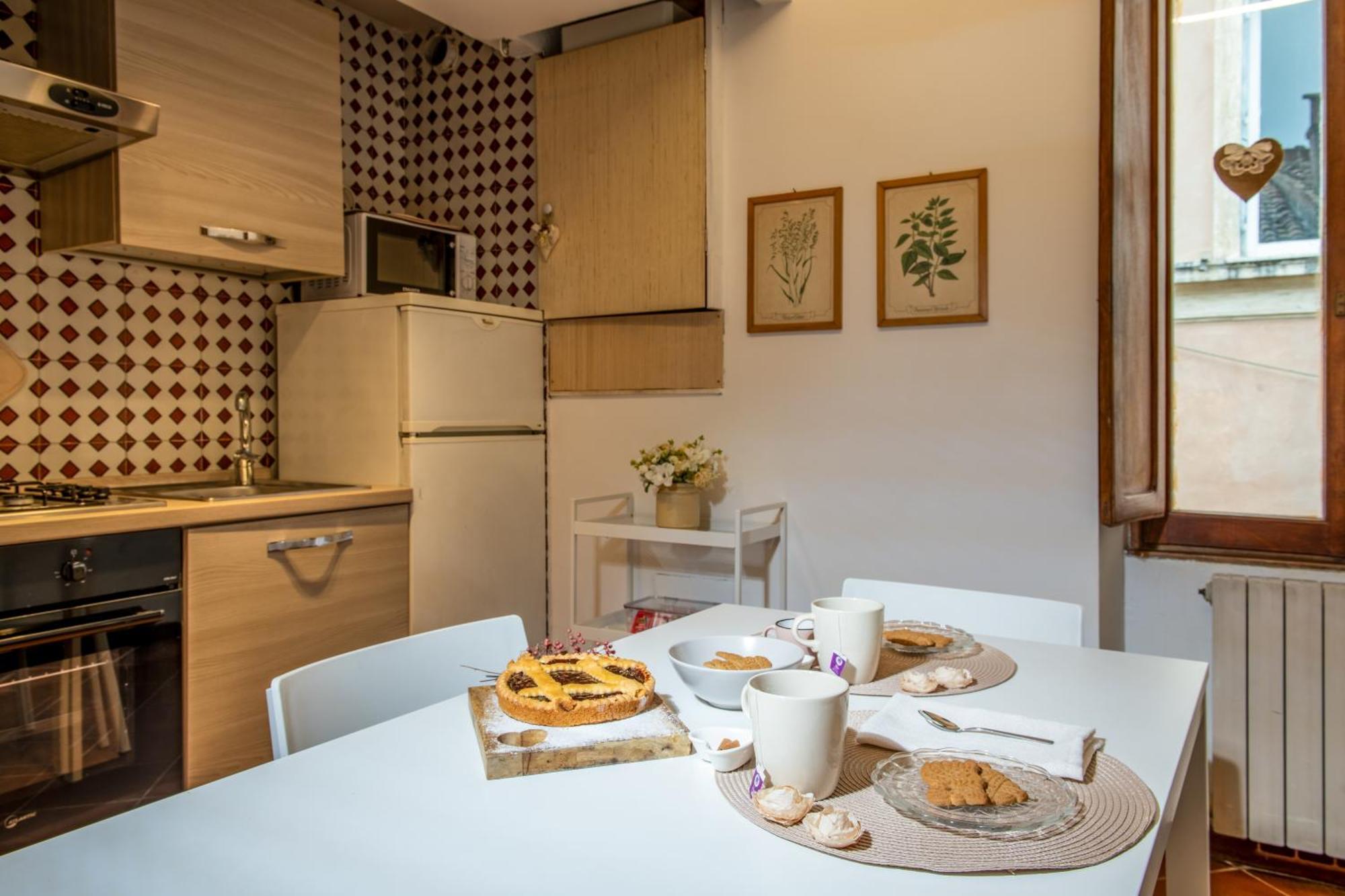 Romantica Bocca Della Verita Apartment Rome