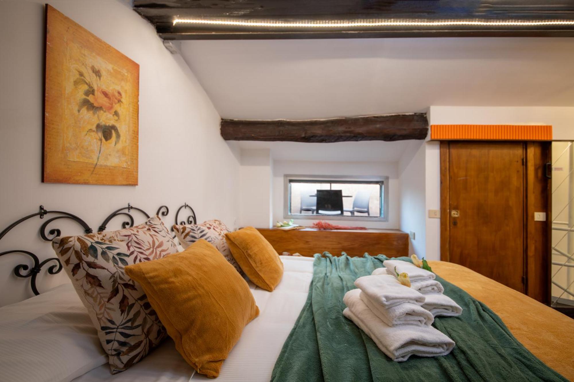Apartment Romantica Bocca Della Verita Rome
