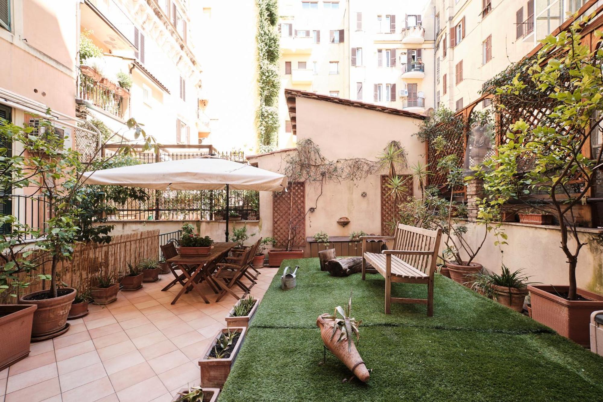 Colosseum 3 & 4 Bathrooms With Garden Appartamento Roma