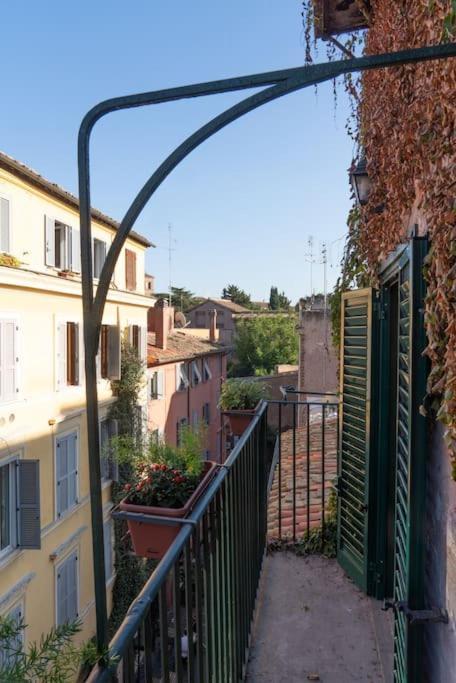 Amazing Terrace In Trastevere Rome