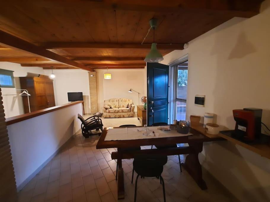 Casa Dantemini Casa Fiera Di Piana Del Solerm Fiumicino Apartment *