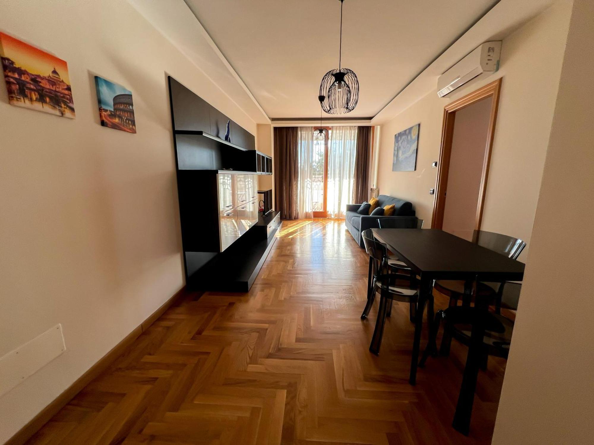 Aurelia Vatican Apartment *