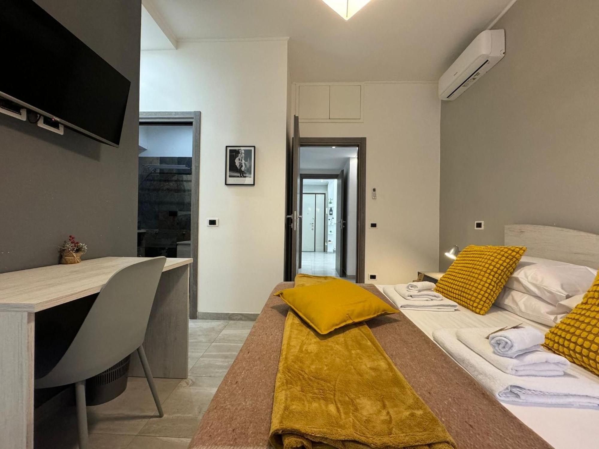 Apartment Elegant Escape By Ionio Metro Rome