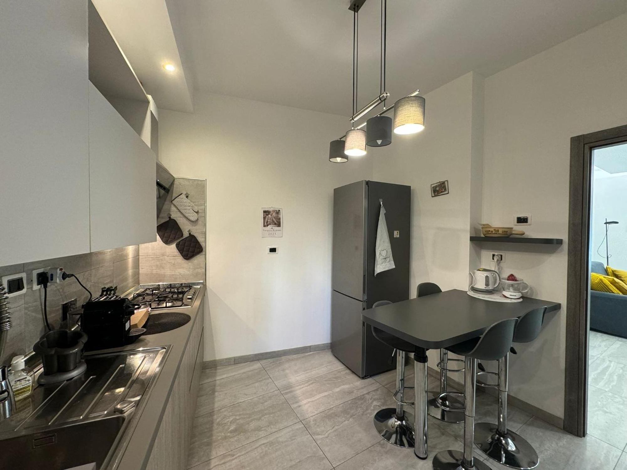 Elegant Escape By Ionio Metro Apartment