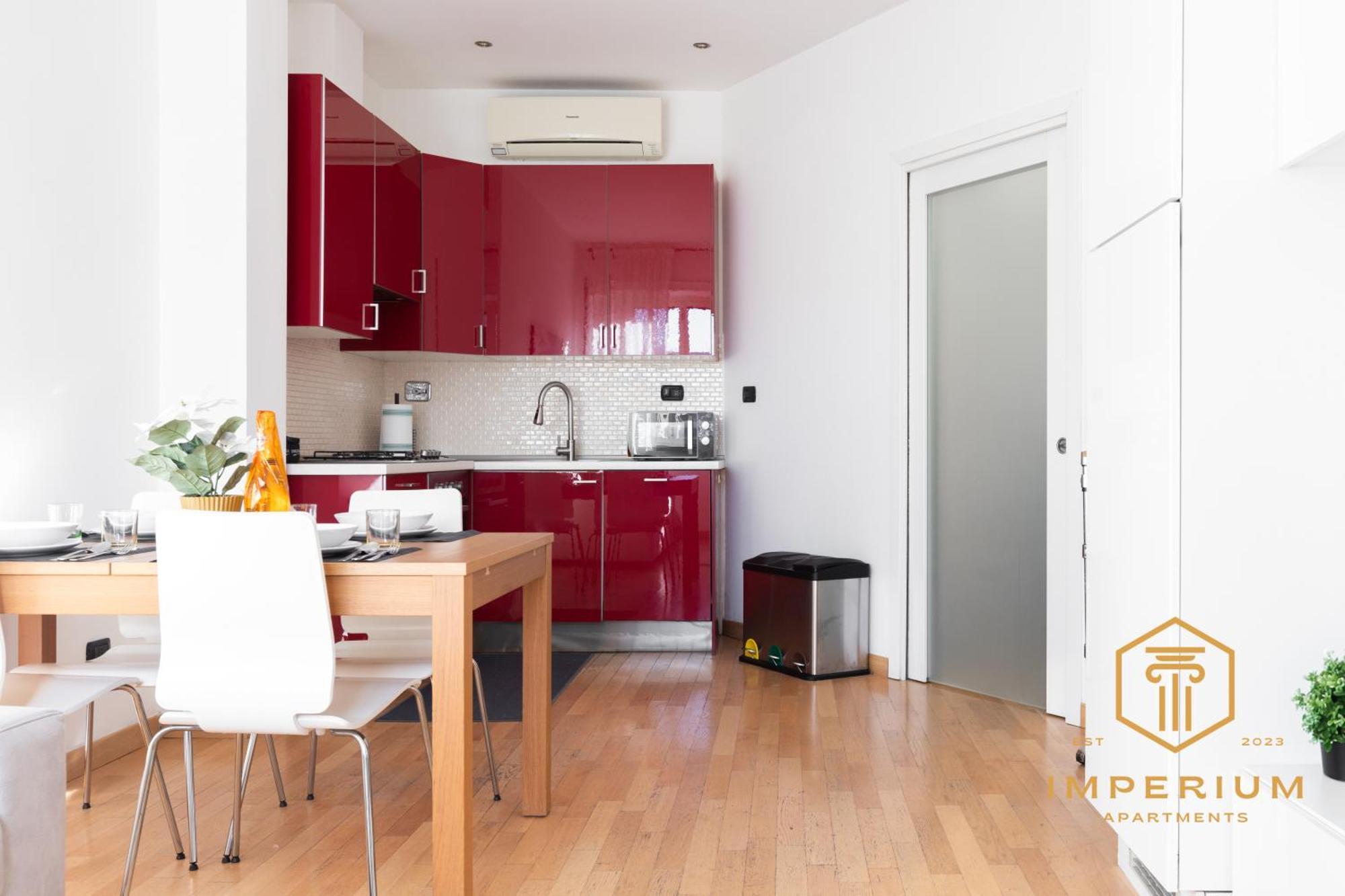 Imperium Deluxe - 300mt To Metro B, 3 Bedrooms, Panoramic View, A-c Apartment Rome