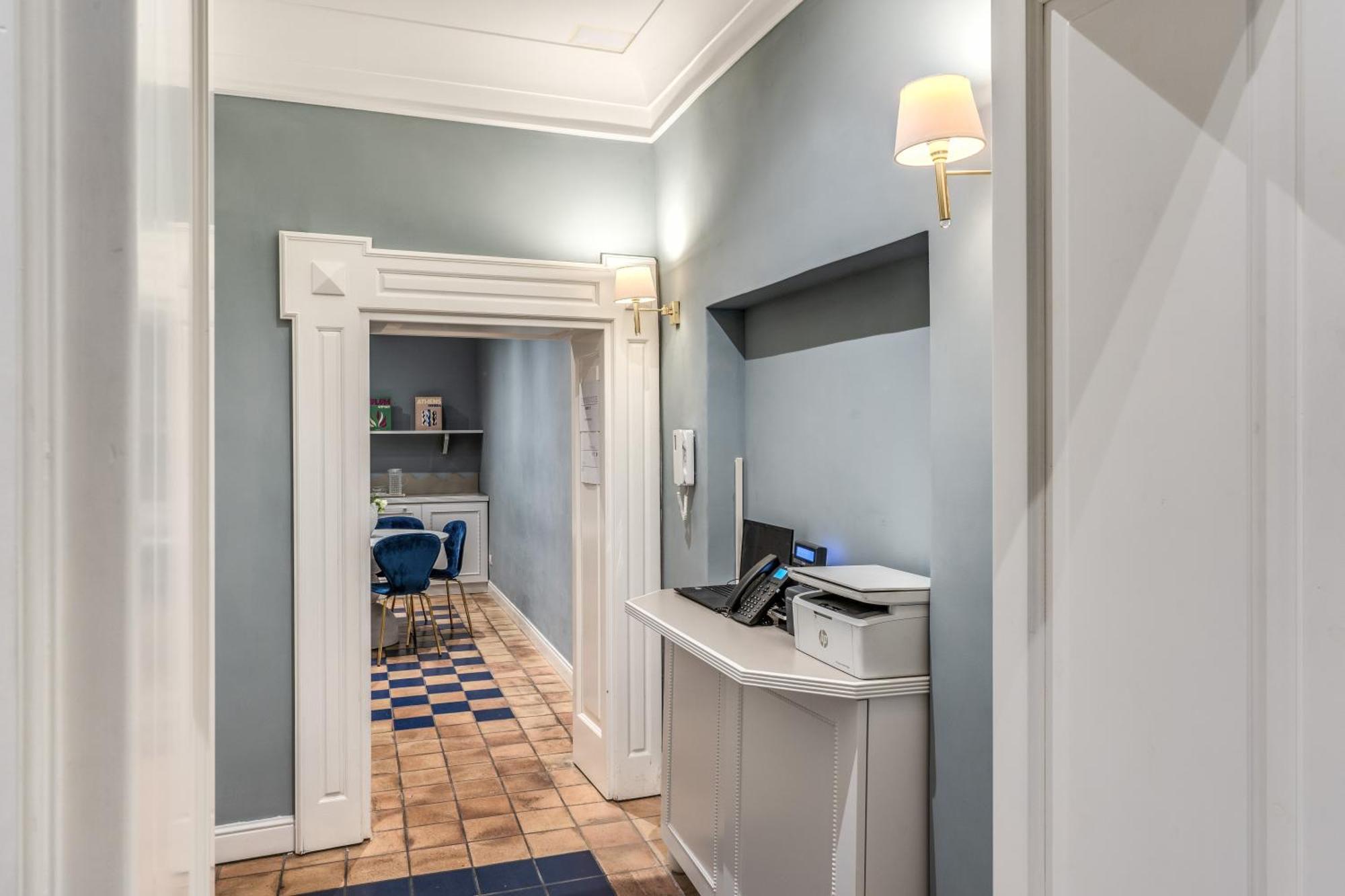 Townhouse Condotti 29