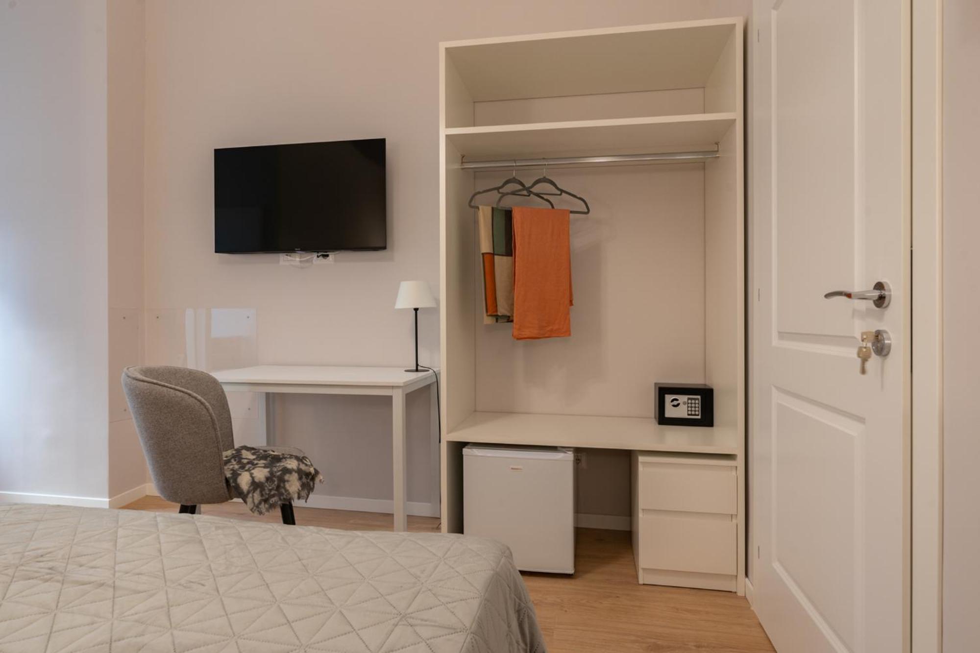 Residenza Lucrezio Guest house *