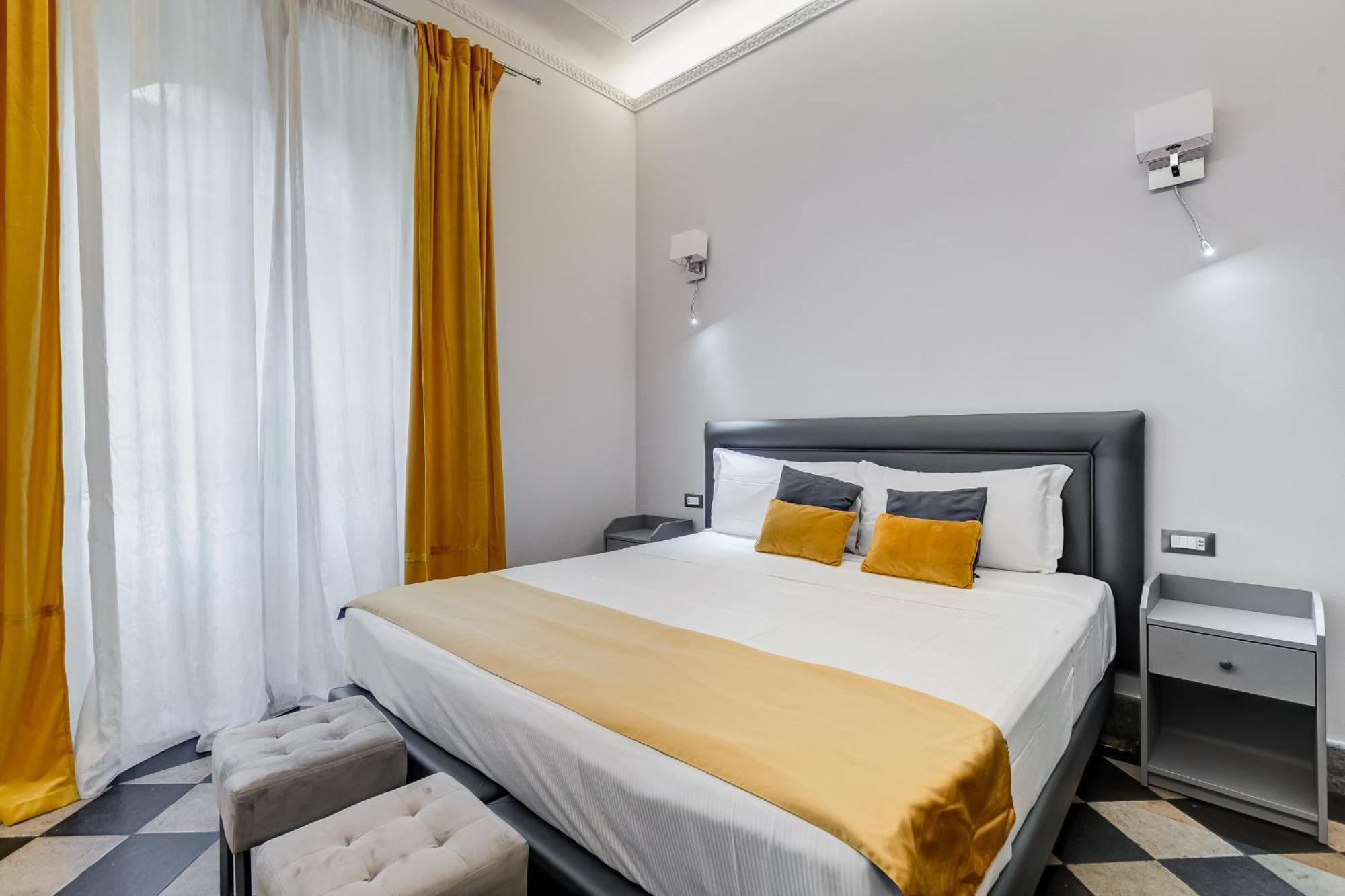 Navona Queen Rooftop Guest house
