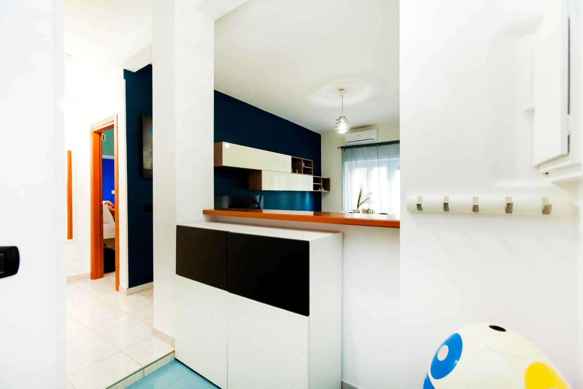 Cozy Trastevere Station Apartment Rome