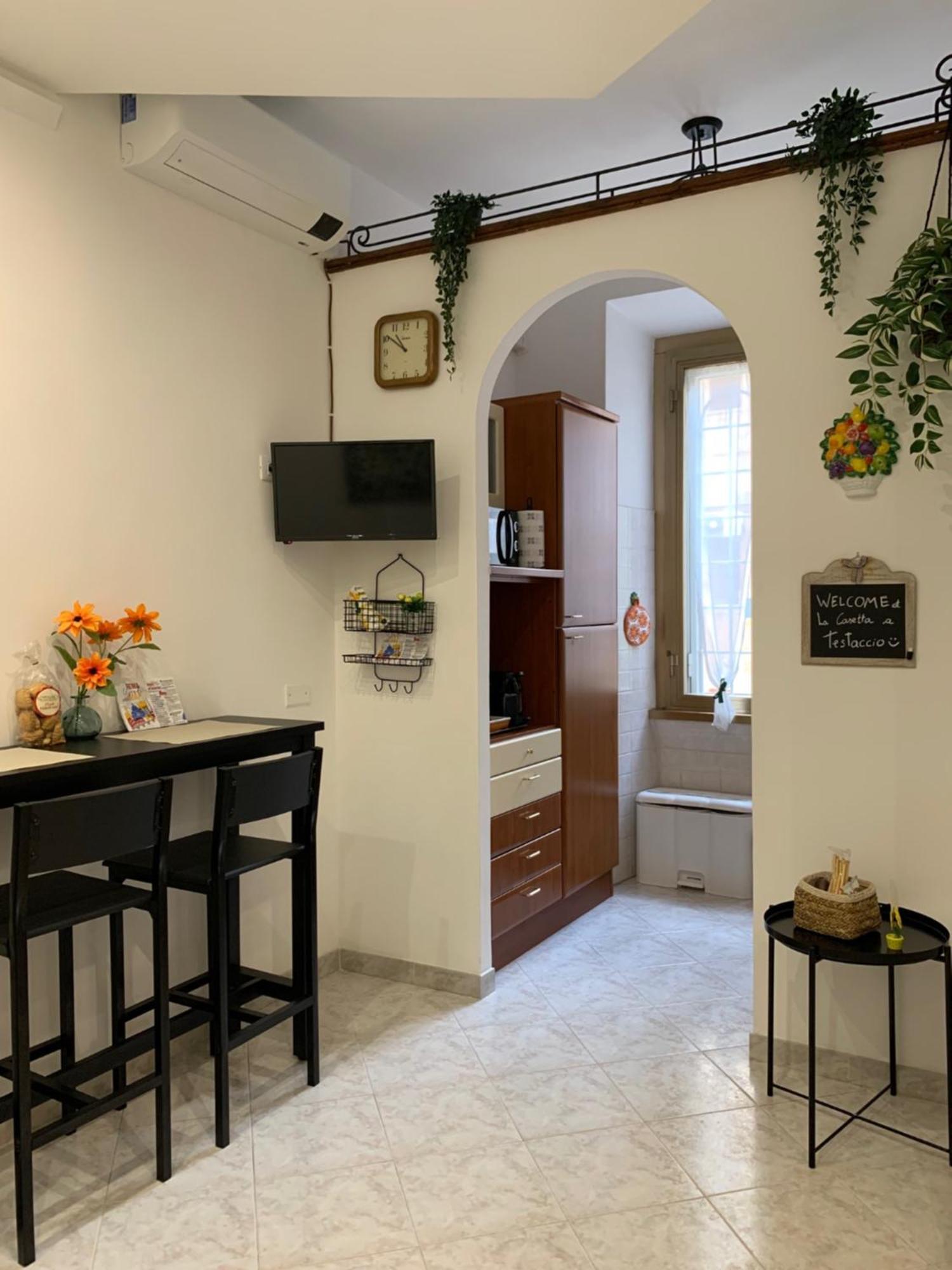 Apartment Cozy In Authentic Neighborhood Rome