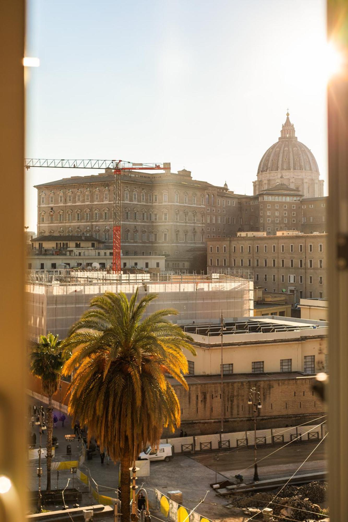R.c. Vatican View * Rome