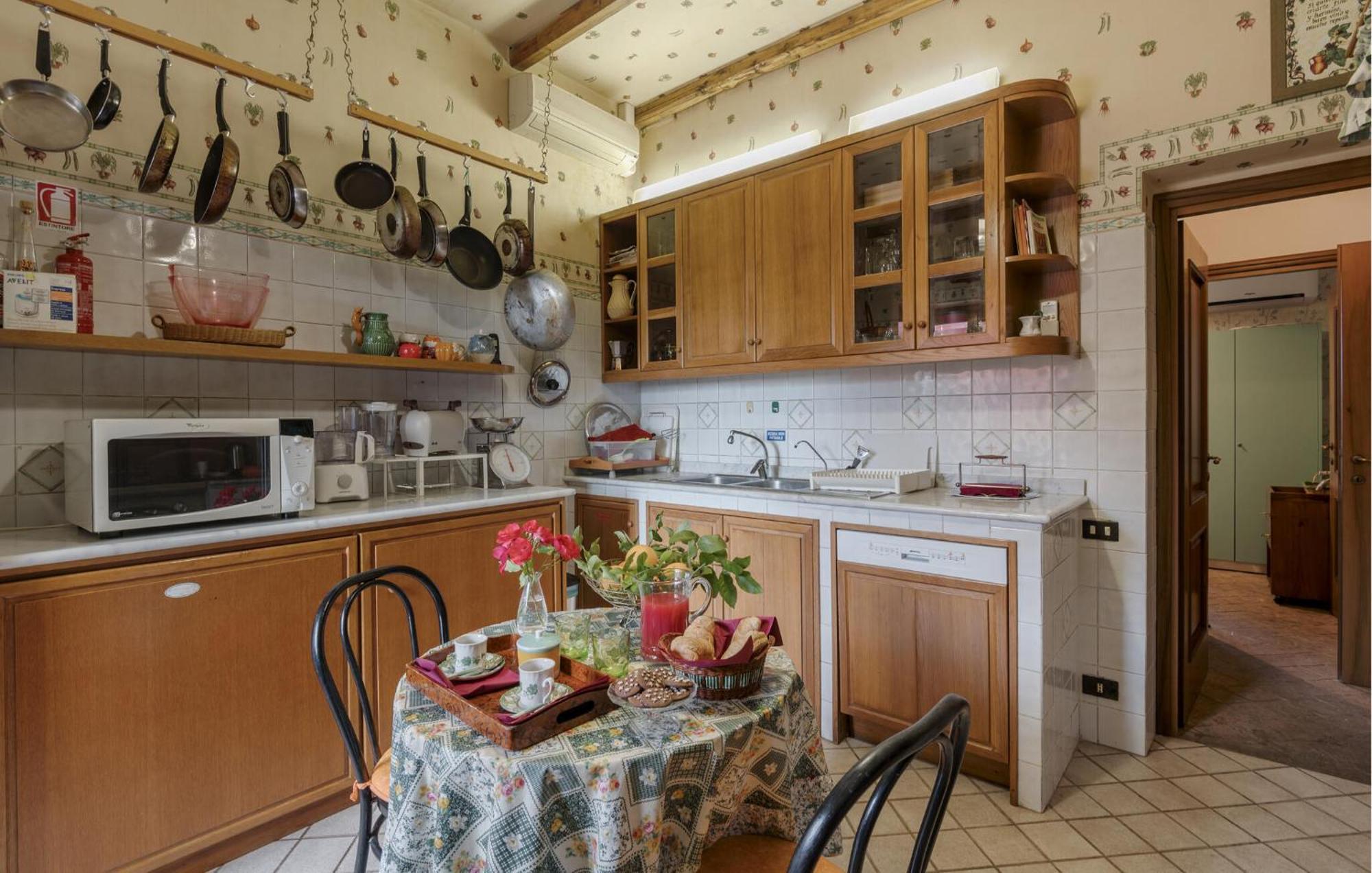 Cozy In With Kitchen Rome