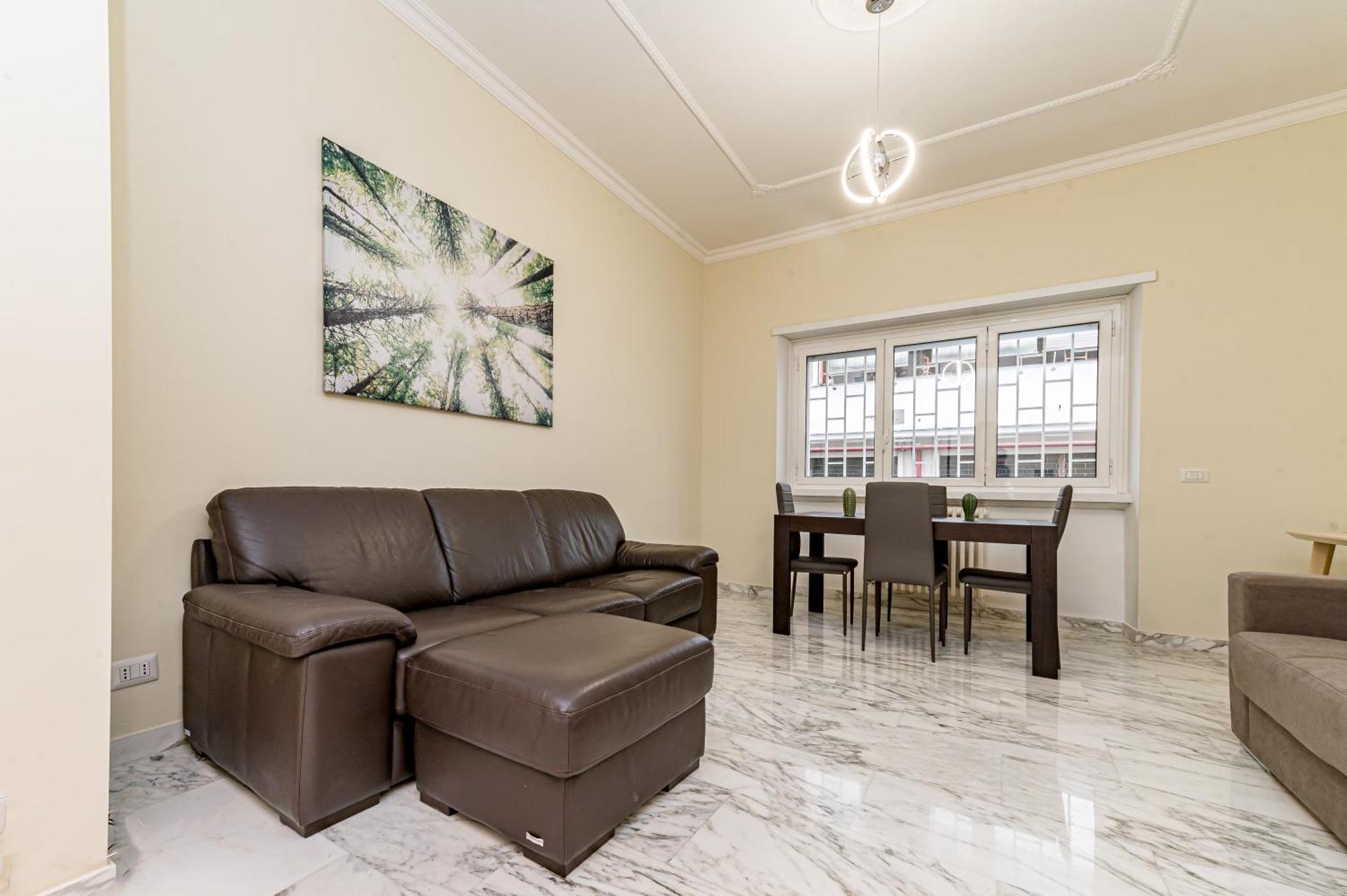 Papa Apartment Rome