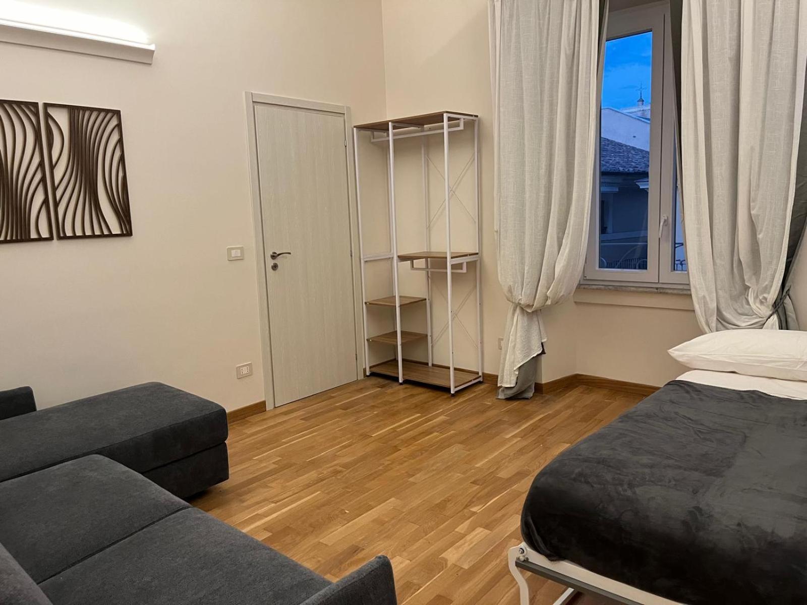 You'rhomesuite Apartment *