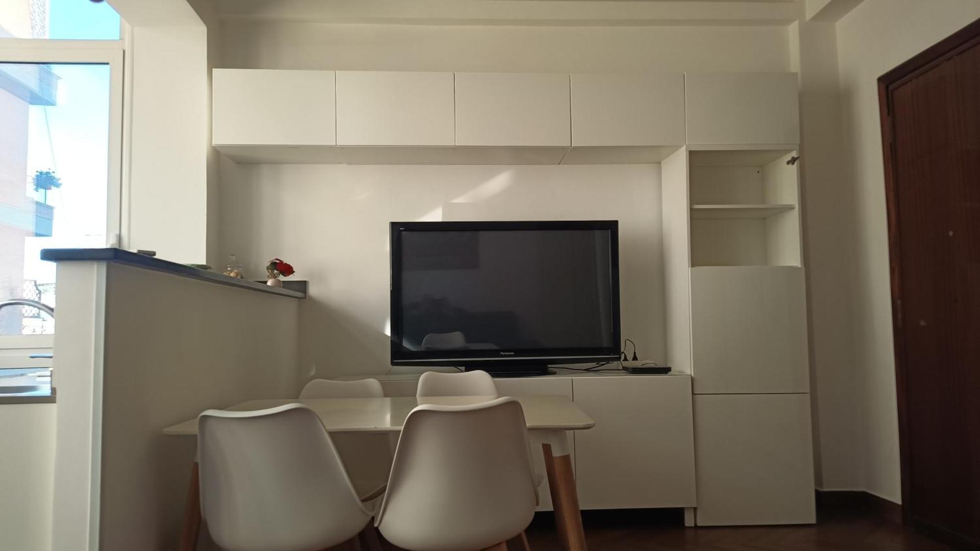 Rome Apartment Appiano Fs Wifi Netflix Sky 2 Stops From San Pietro Holiday home *
