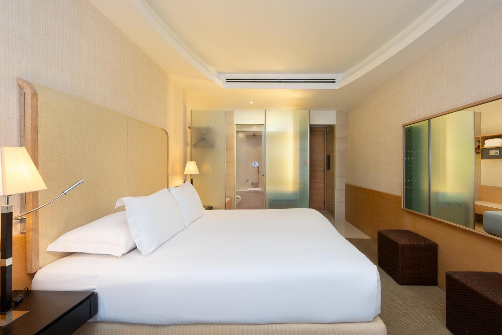 Precise House Mantegna Hotel 4*