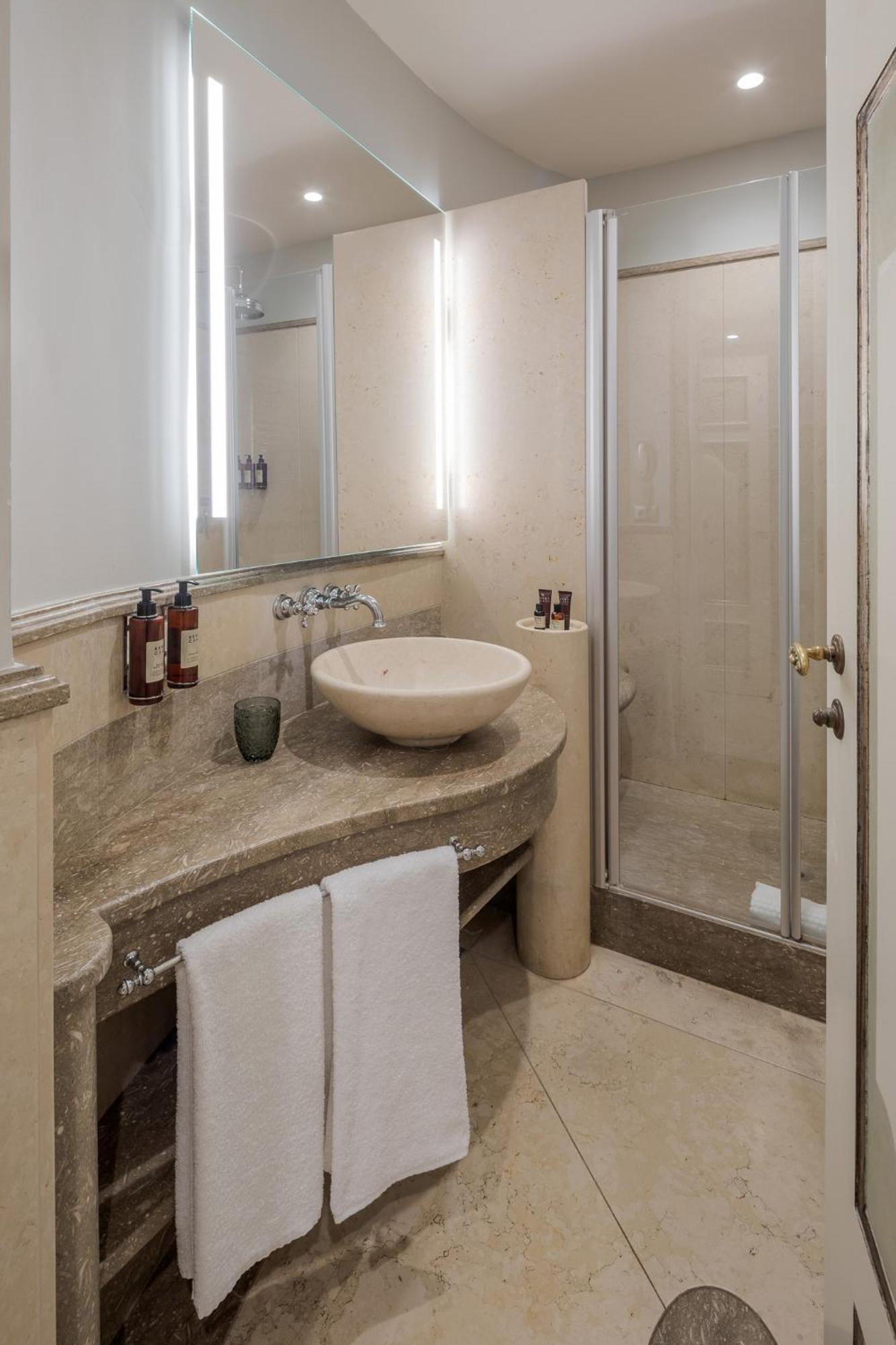 Donna Camilla Savelli - Vretreats 4* Rome