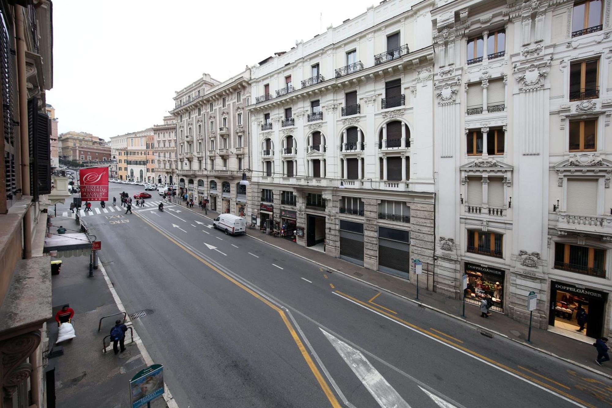 Affittacamere Maison Tritone 4*