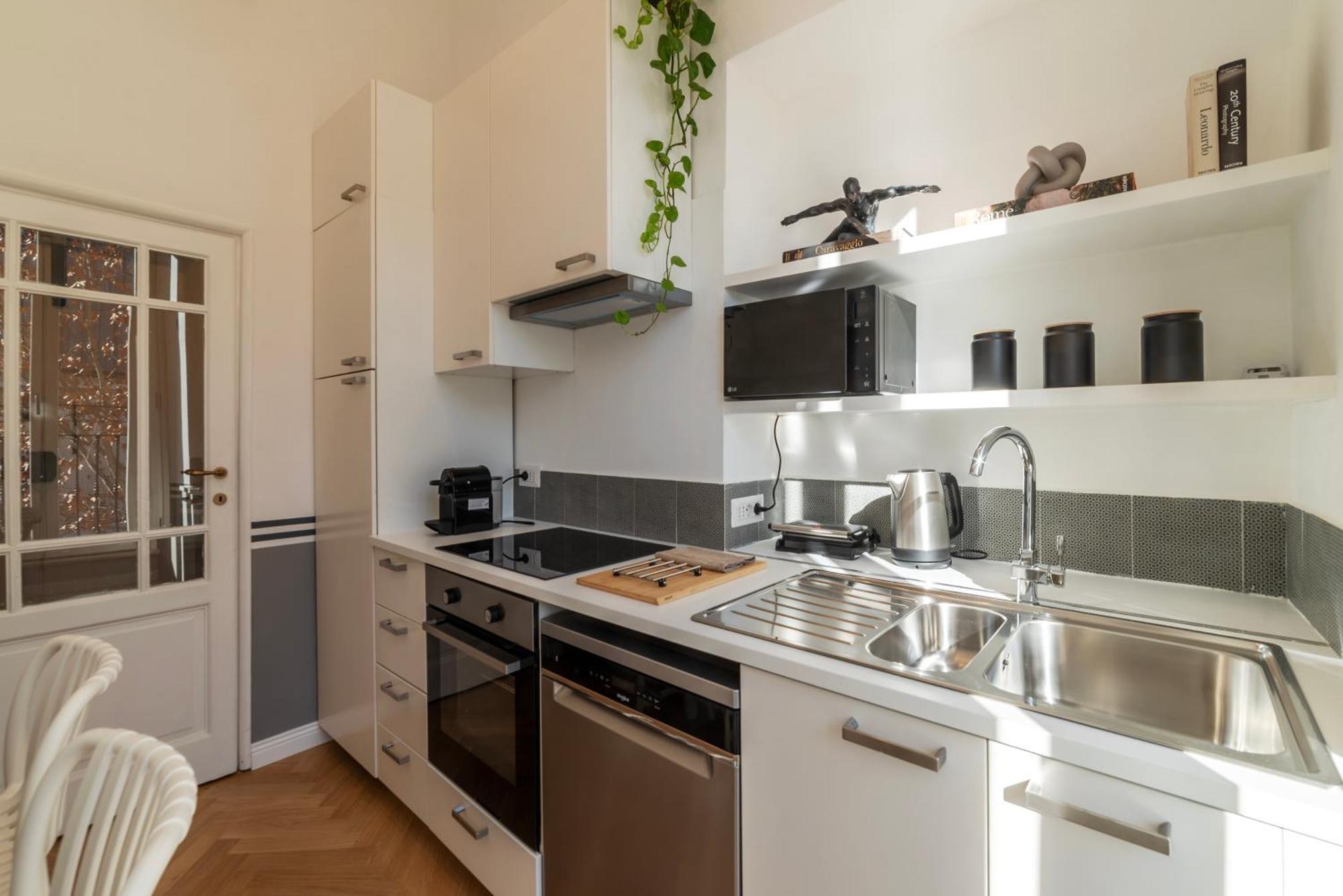 Apartment Castro Pretorio 24 - Fromhometorome *