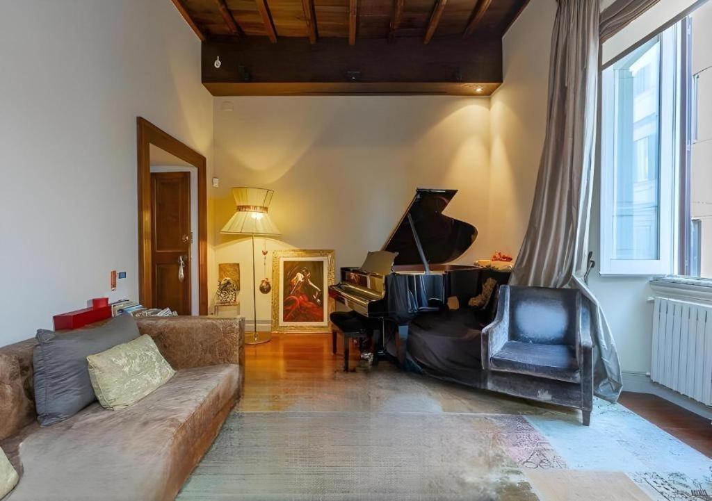 Apartment Flower Rome