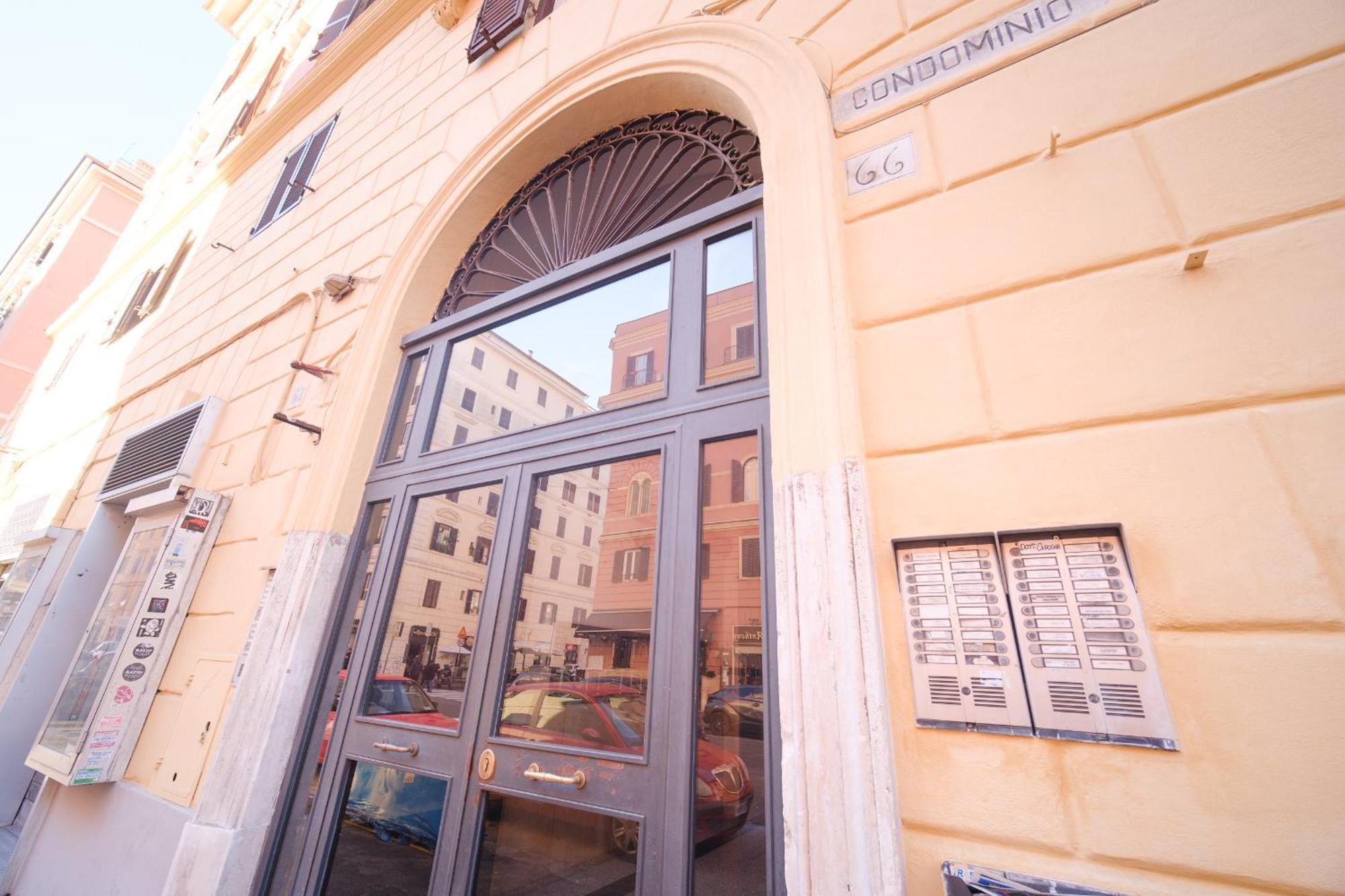 Apartment Vatican