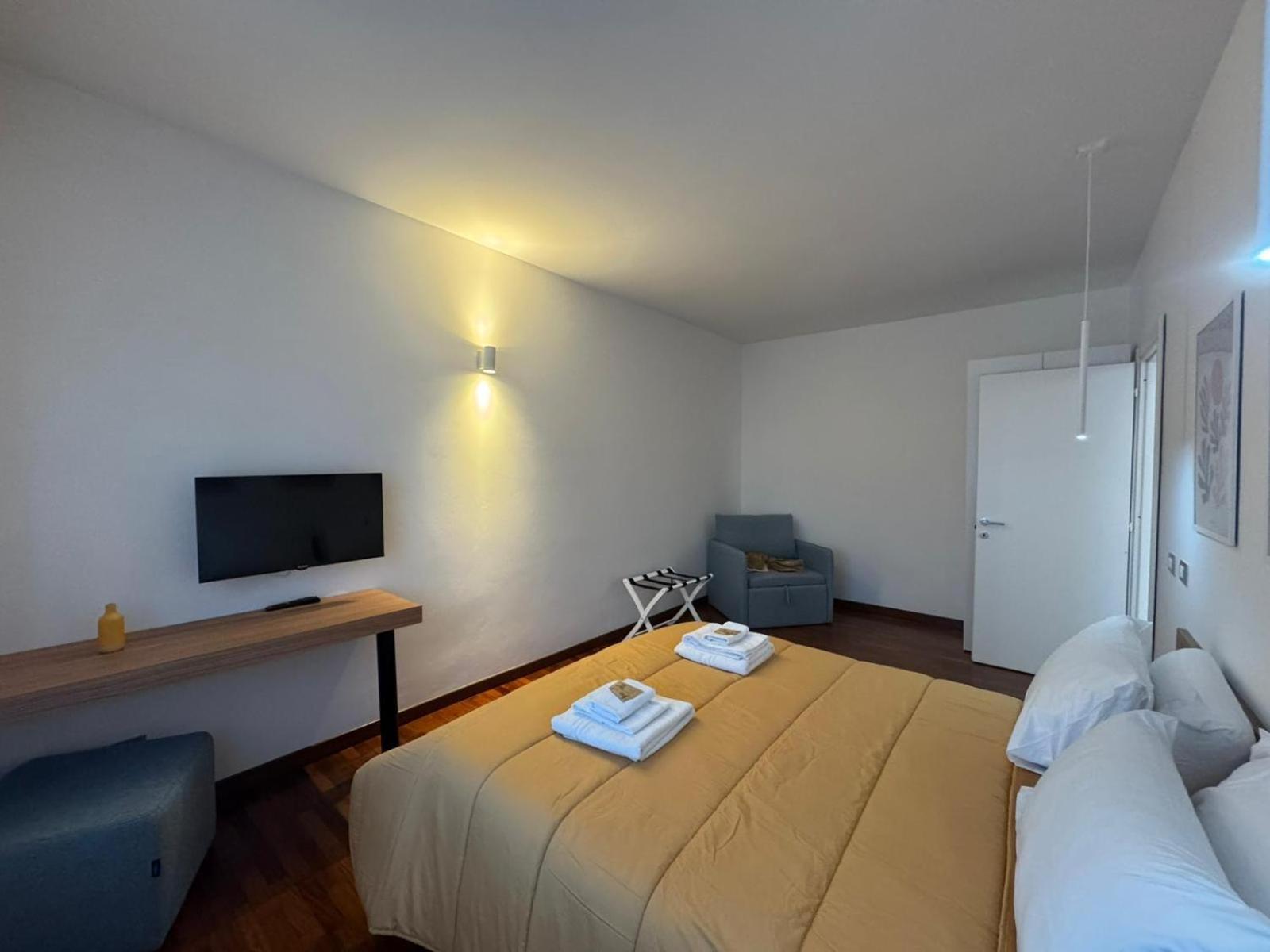 Papa's - A New Flat In Portuense * Rome
