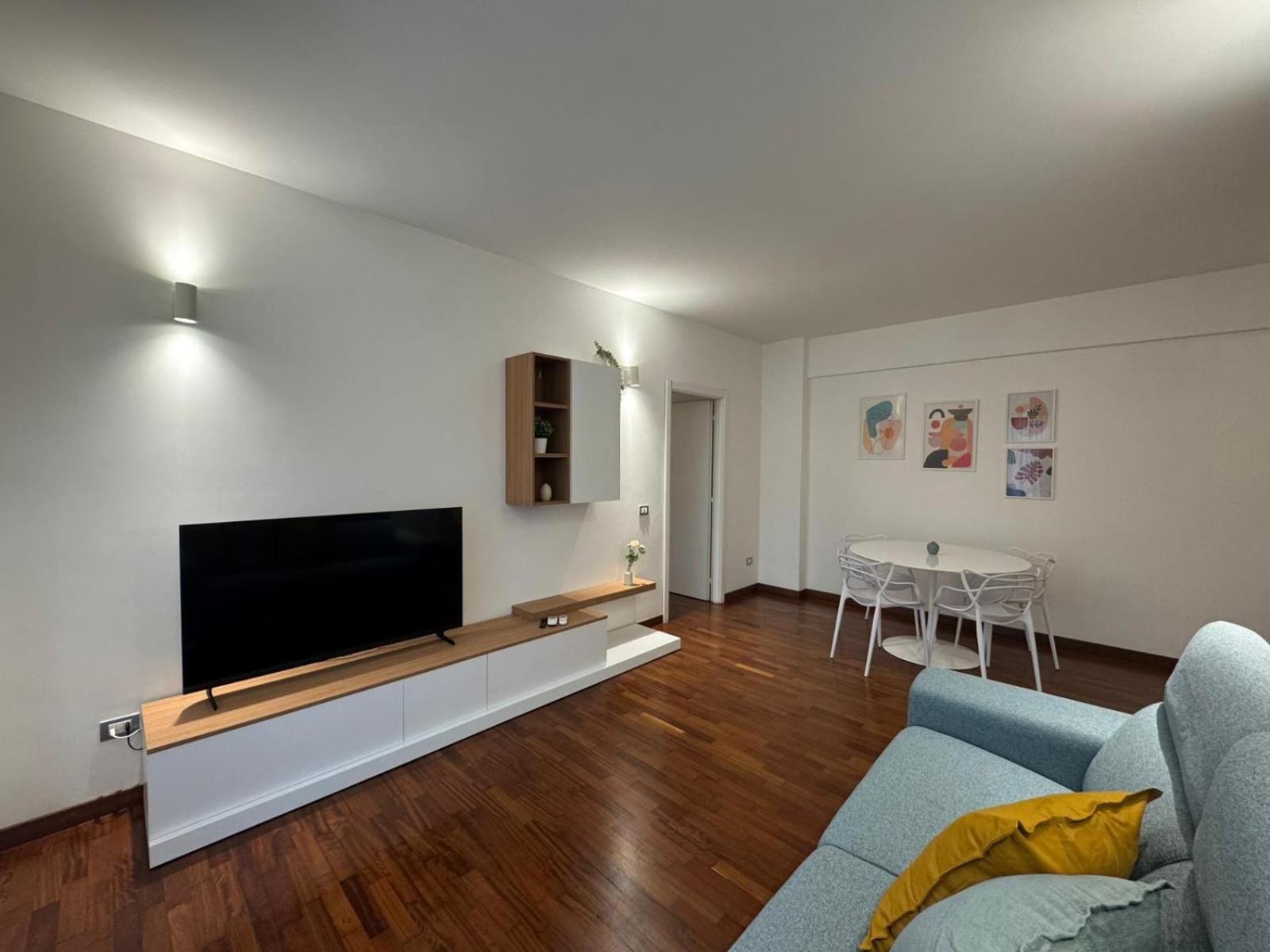 Papa's - A New Flat In Portuense Apartment *