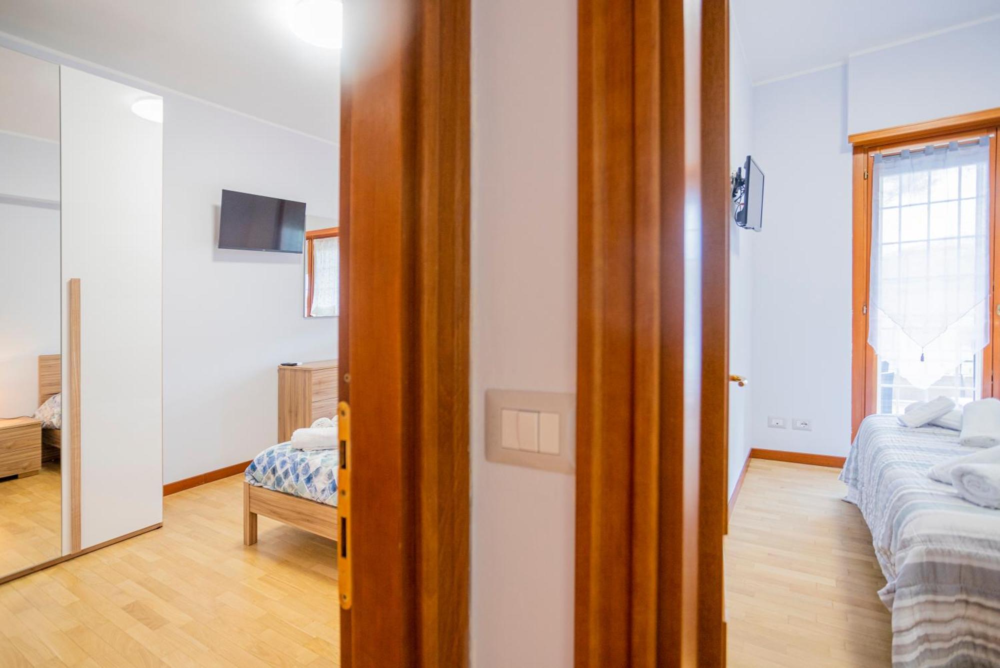 Apartment Metro A Battistini-vaticano Cuore 2bdr *