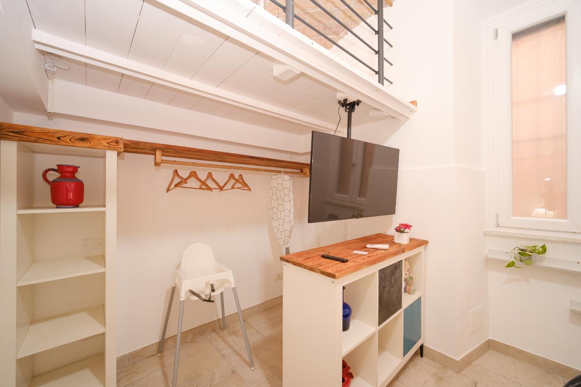 Vatican Apartment *