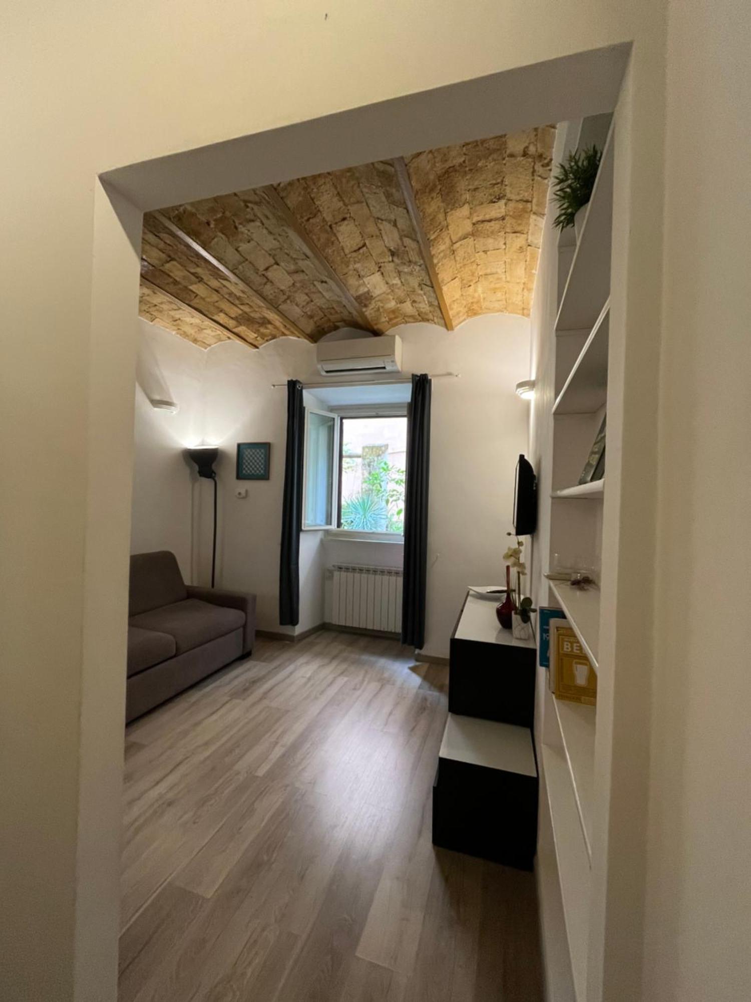 Trastevere Quite's Apartment