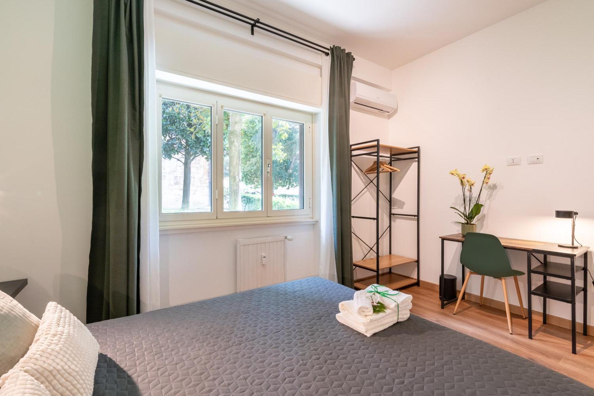 Vatican Oasis - Free Parking, 4-6 Pax, 2 Bedrooms Appartamento