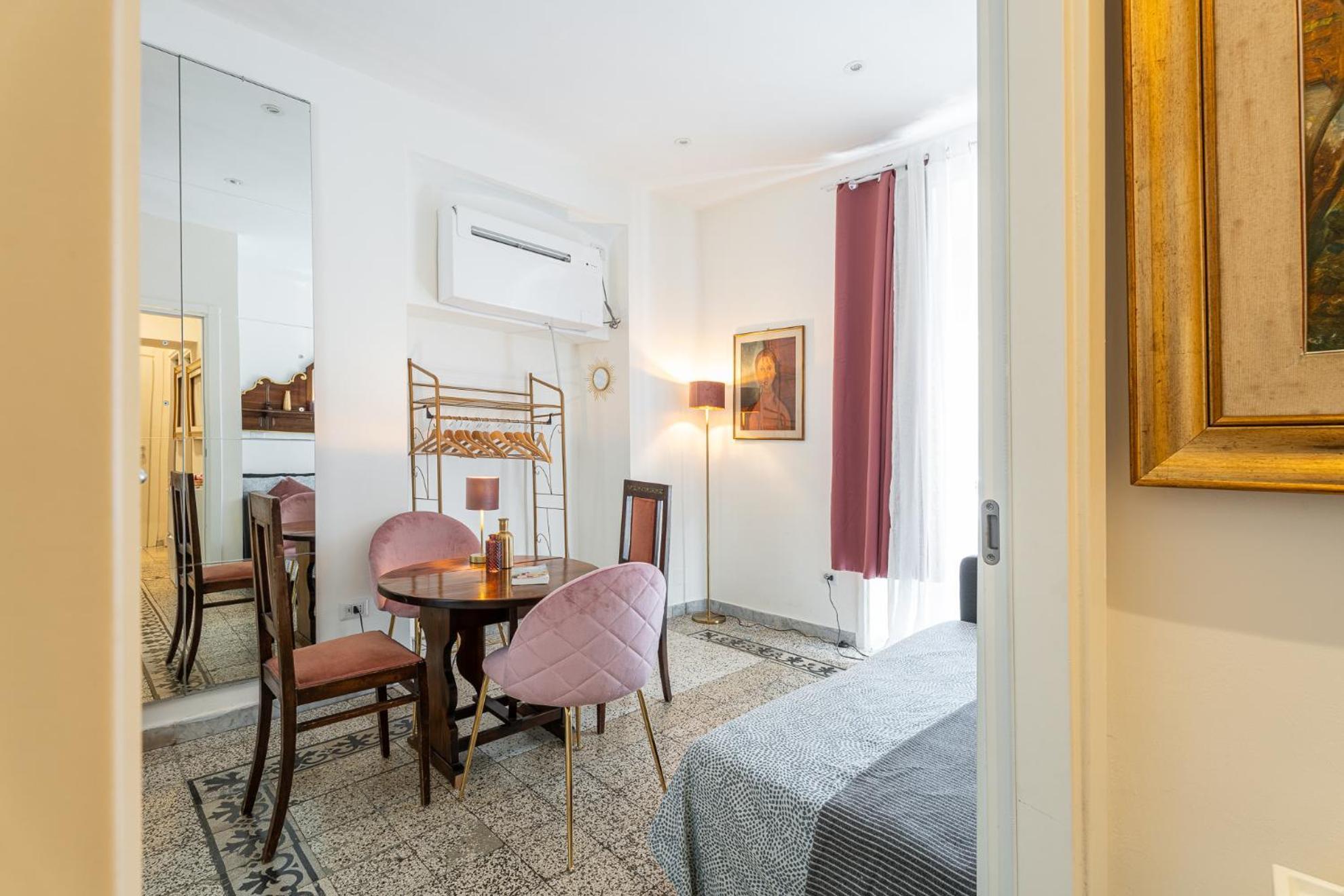 Bigfamilyflats - Coliseum Apartment