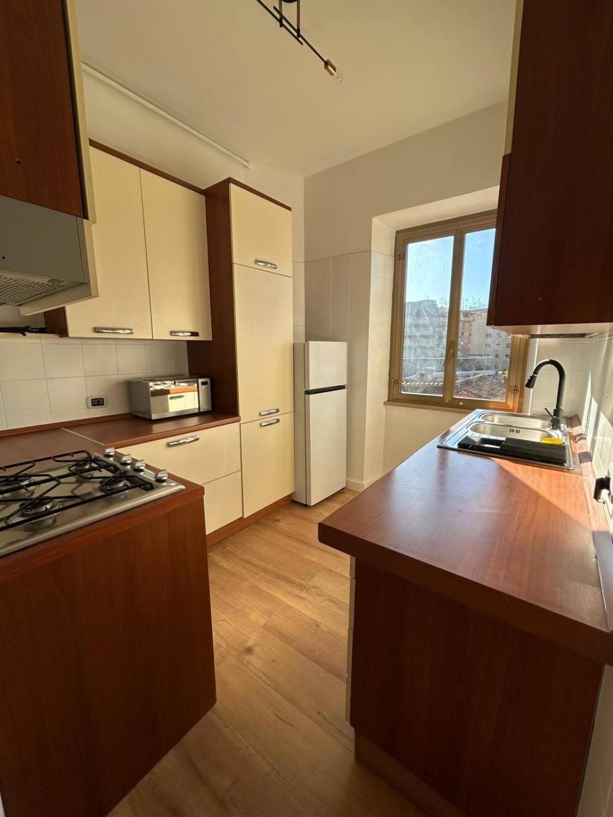 Apartment L'affaccio Sul Borgo - Adiacente Metro B Rome
