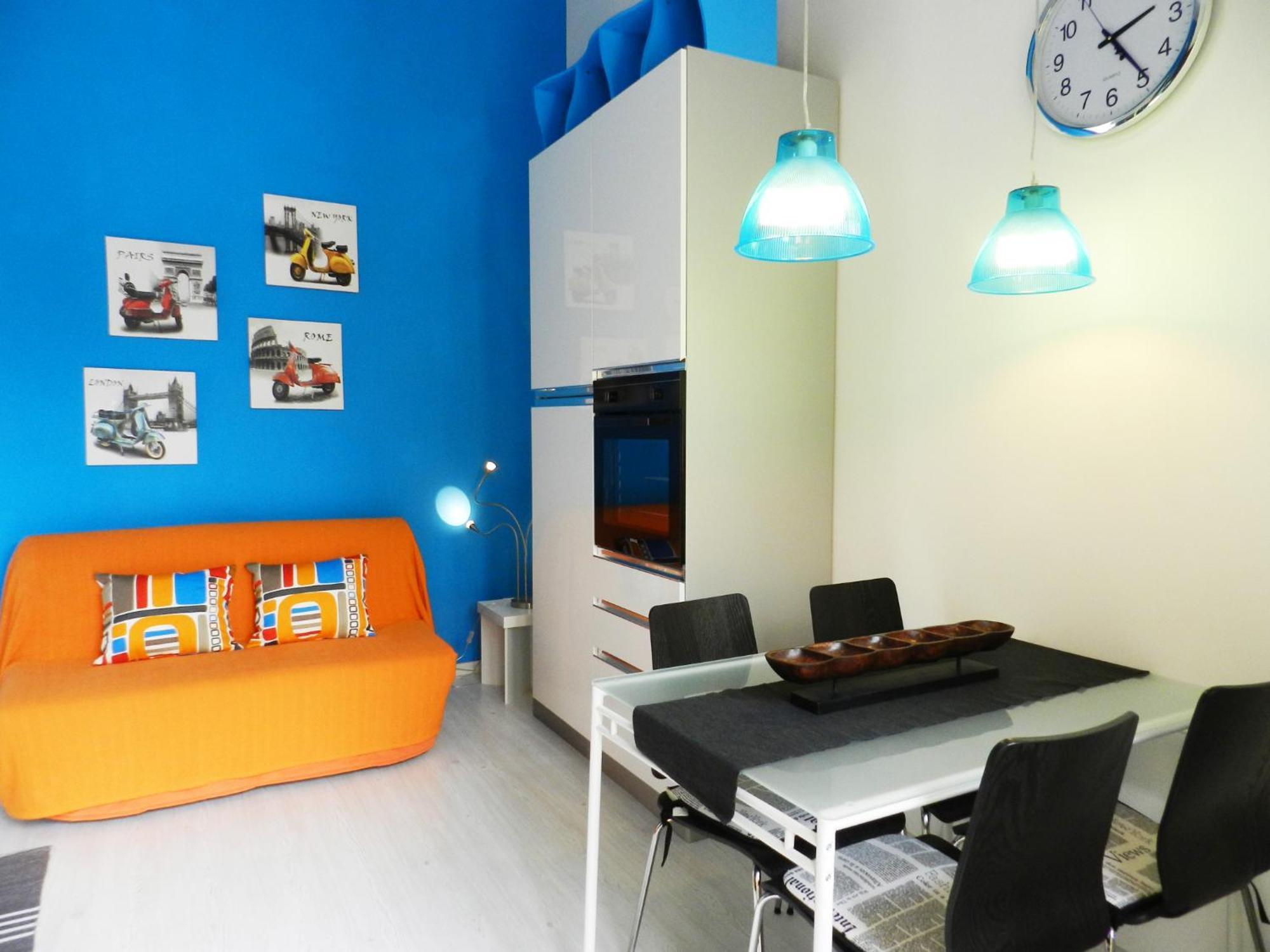 Lovely Blue Subway A Easy To Get Center Holiday home Rome