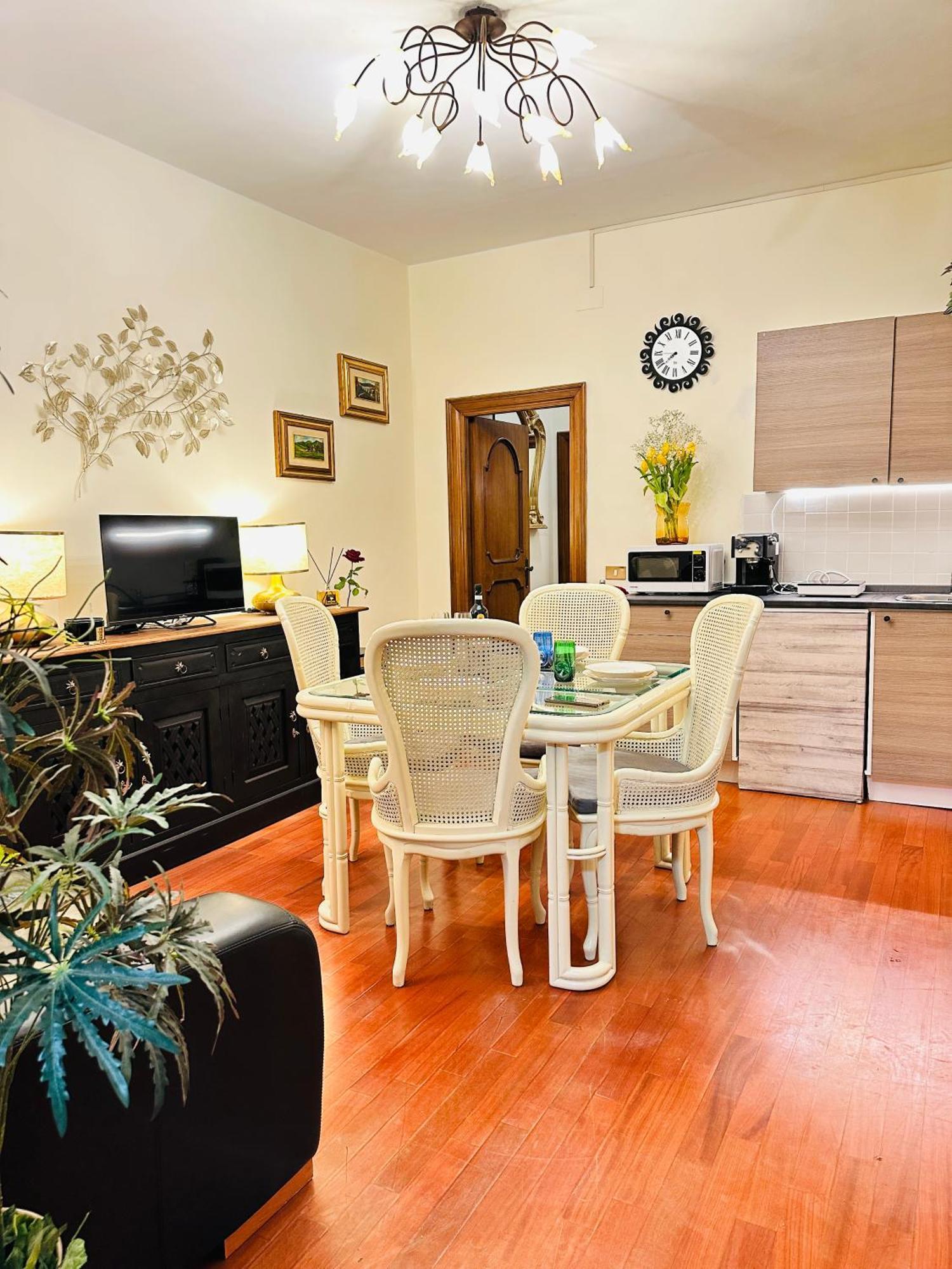 Via Veneto Lulus Apartment