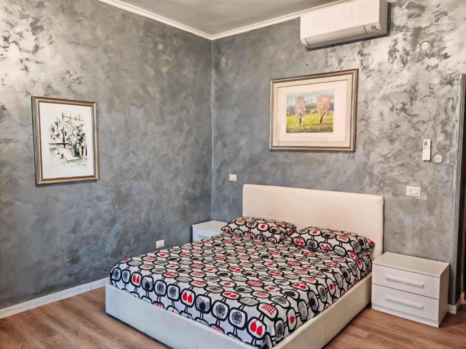 Casa Con Idromassaggio Metro C Alessandrino - San Giovanni E Trenino Laziali-termini -betti House Rome