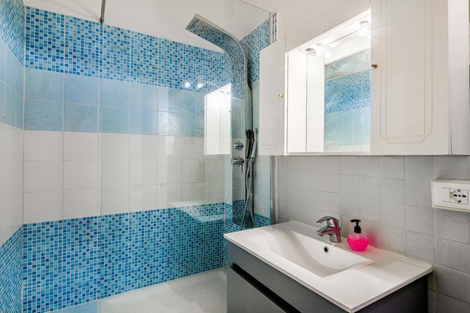 Children House Apartment *