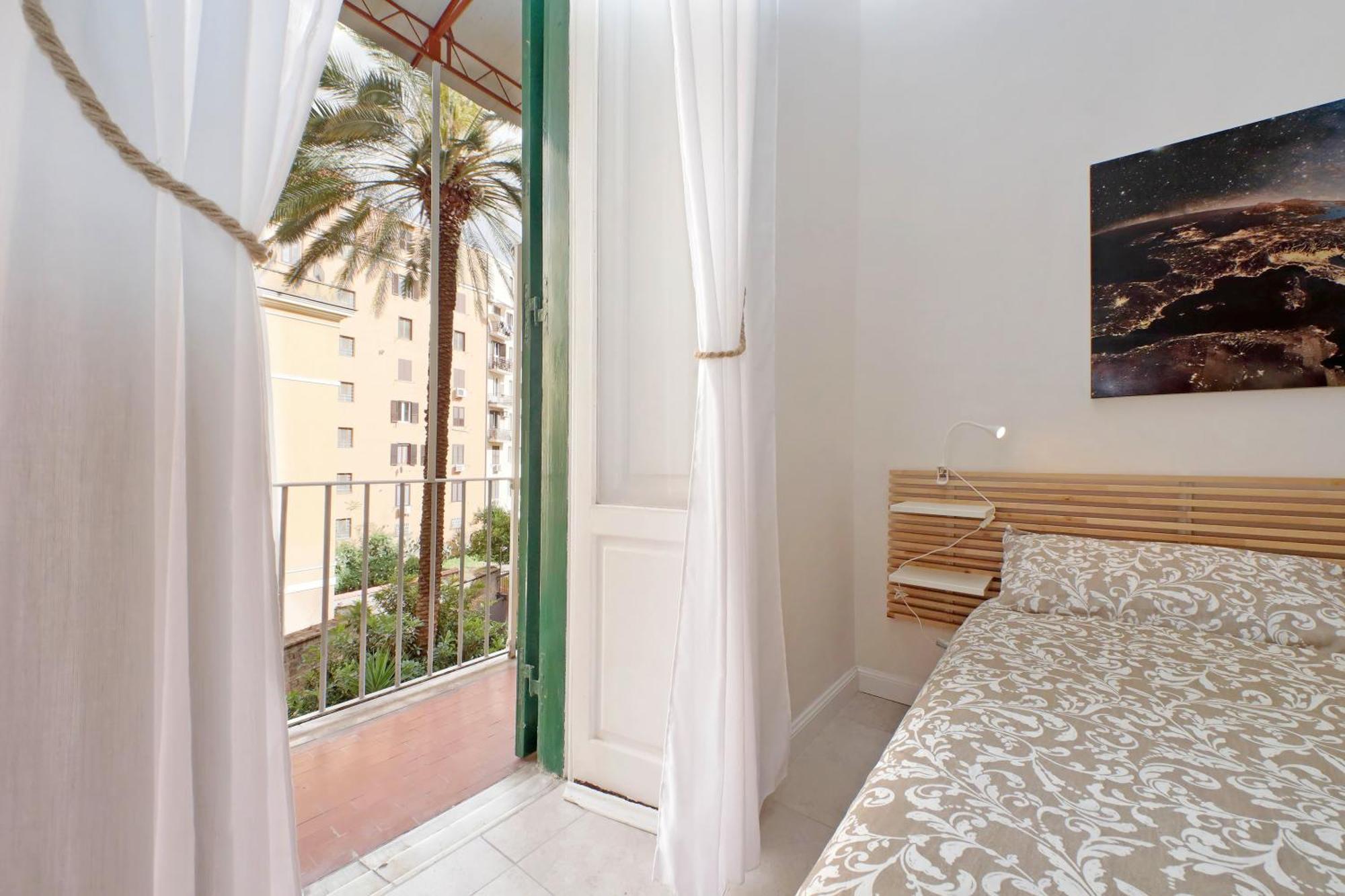 Balconcino Romantico A Via Aosta Appartamento Roma