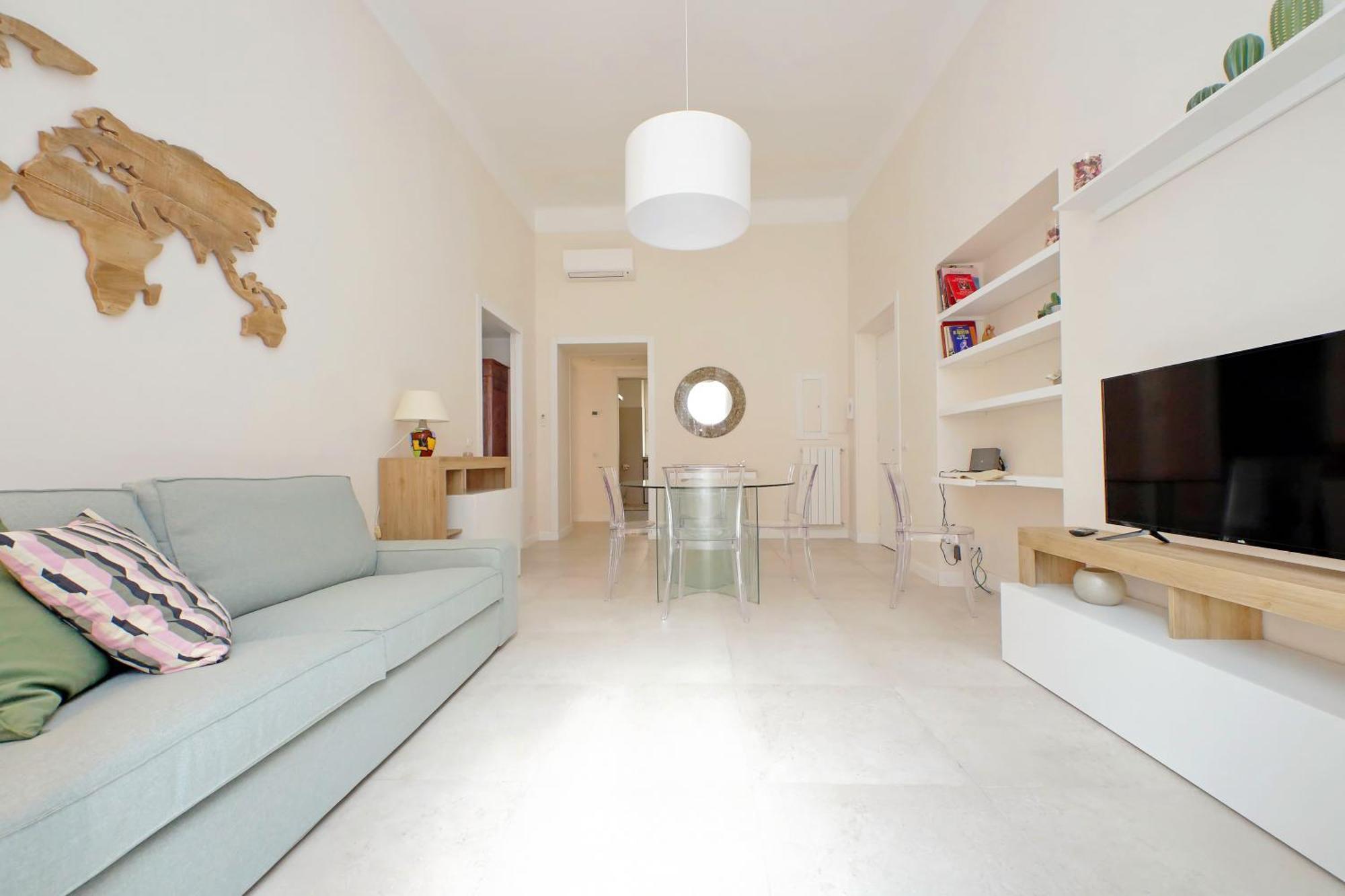 Appartamento Balconcino Romantico A Via Aosta Roma